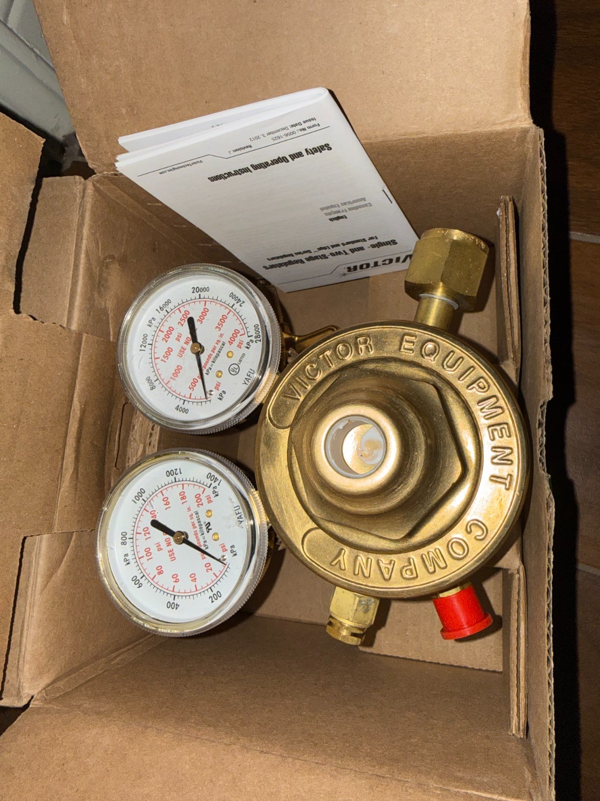 VICTOR 0781-0527 Oxygen Regulator Heavy Duty SR450D-540