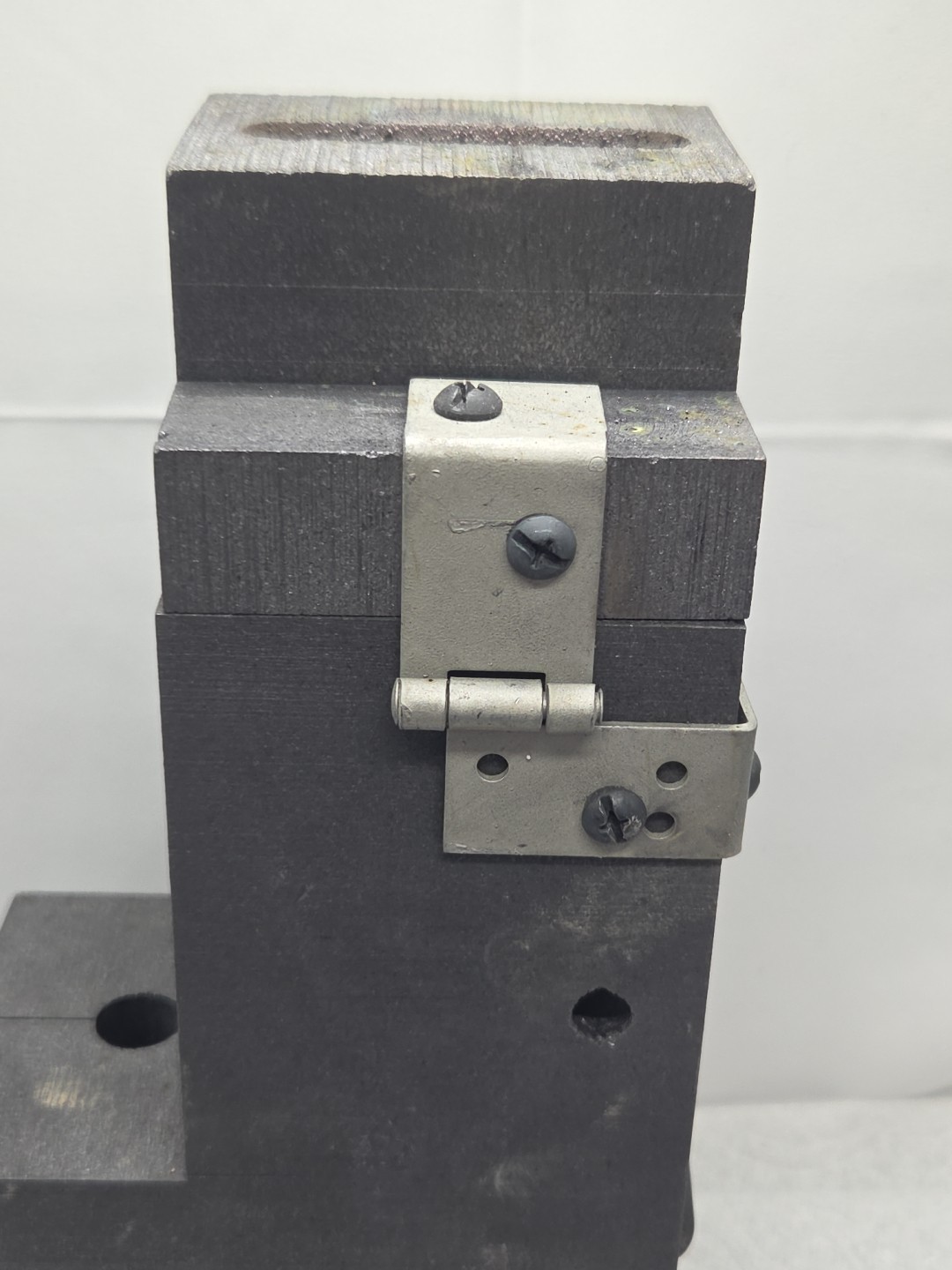 Erico Cadweld GYR162V Graphite Mold For Welding Cable 5/8 14.3 CUCLRD 250 KCM
