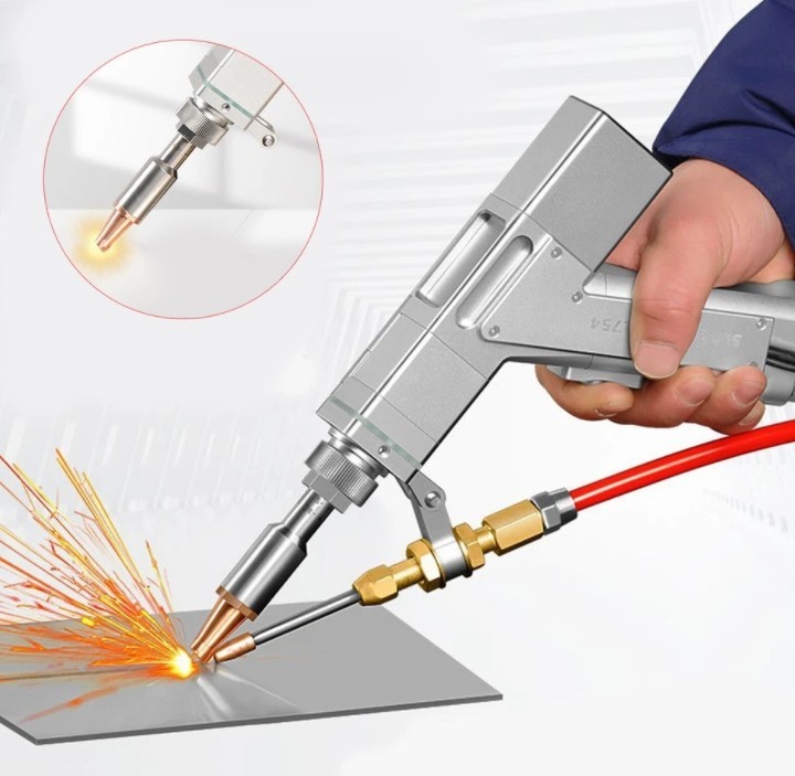 US 3000W Raycus Laser Welder Machine 4in1 Laser Welding Cutting Clean SUP23T Gun