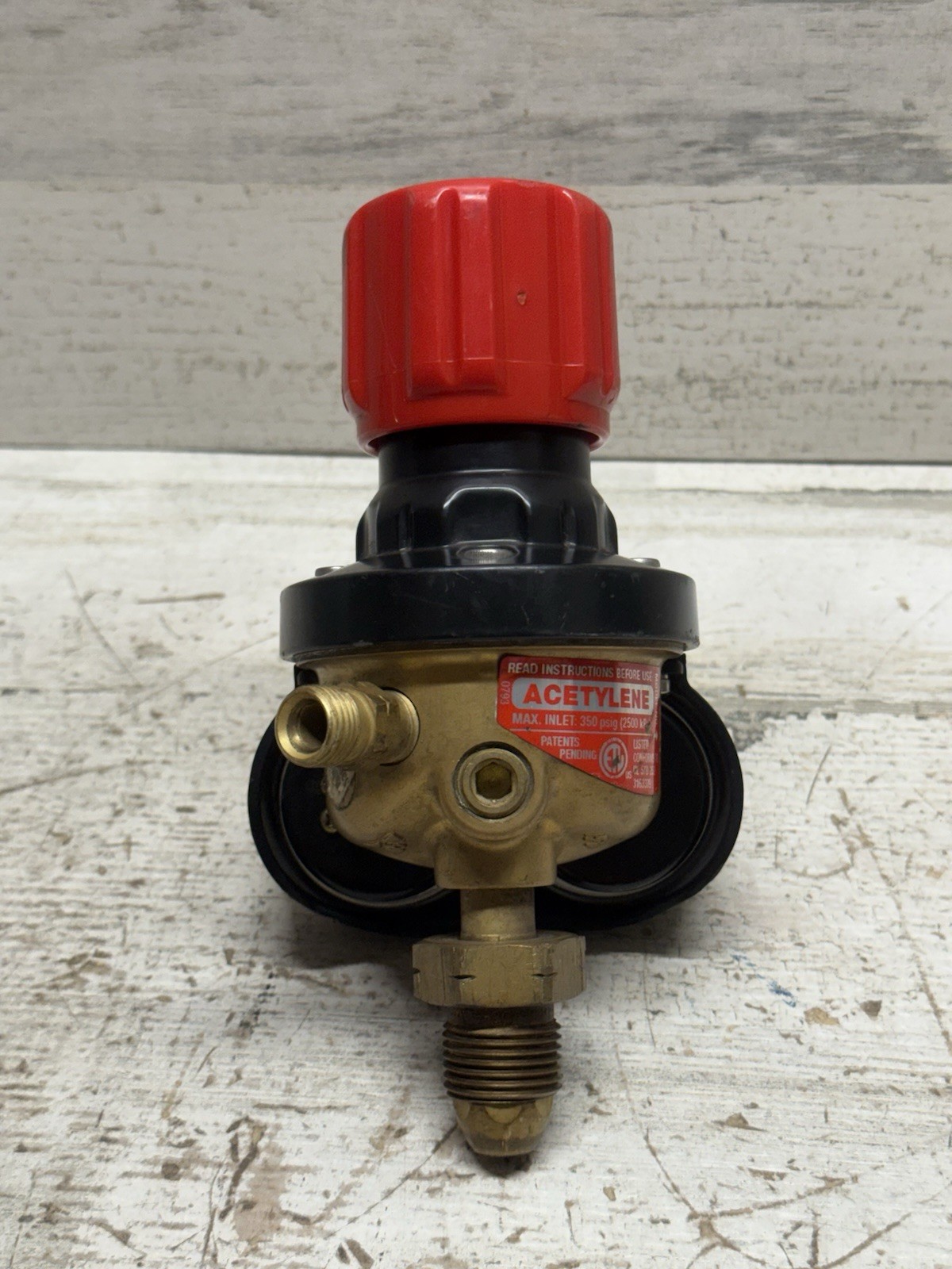 Victor Professional Edge Series Acetylene Regulator ESS3-15-510