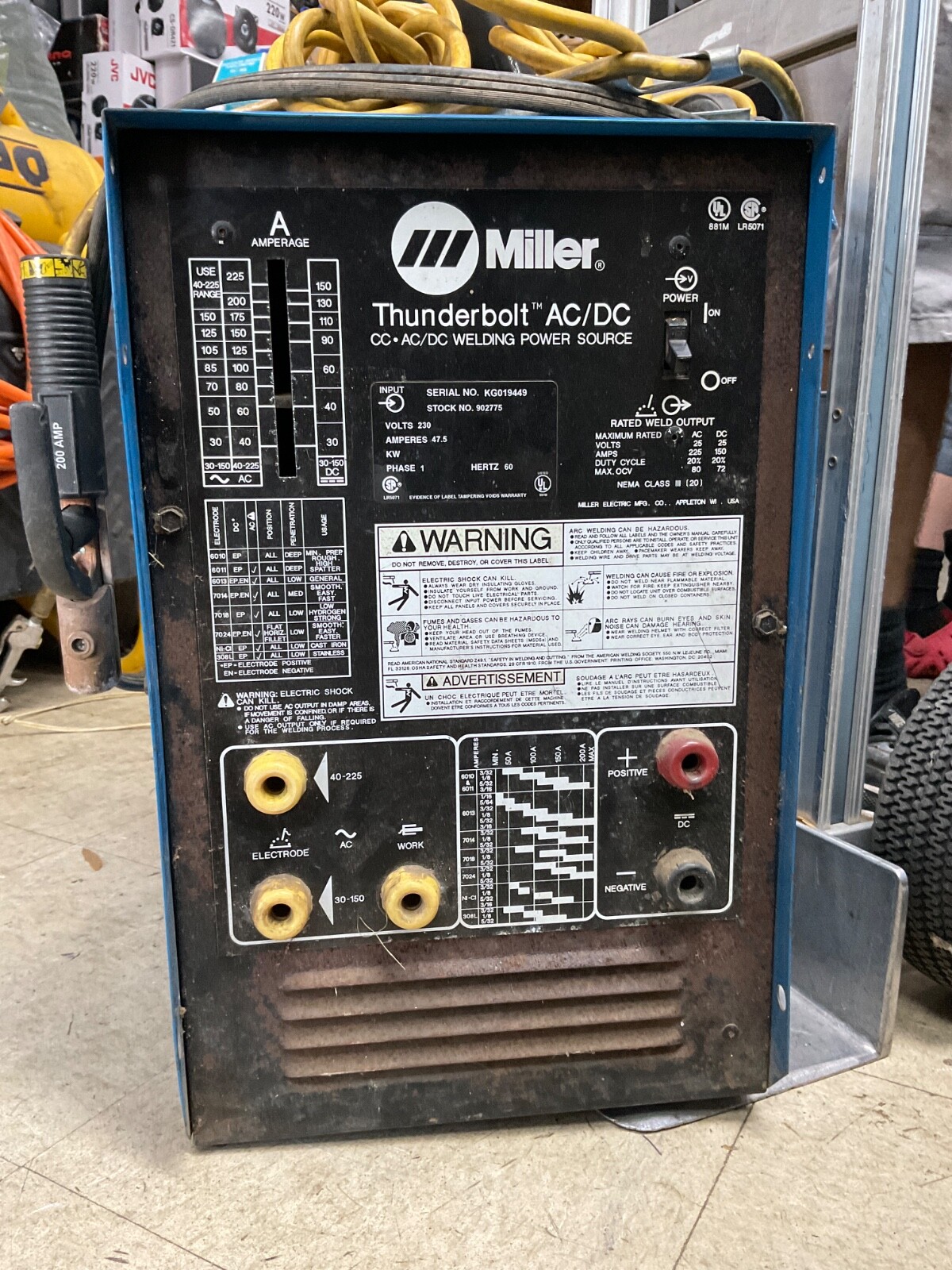 Miller Thunderbolt 225/150 AC/DC Stick Welder – 902775