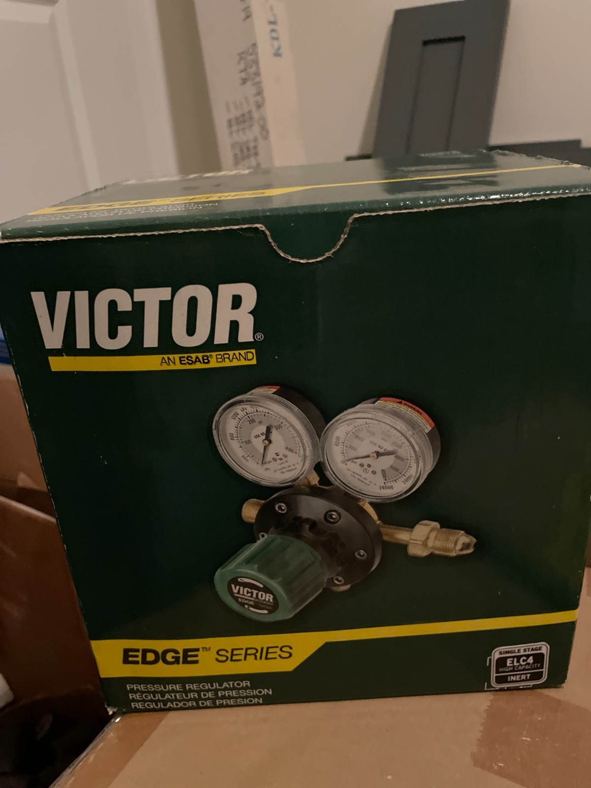 VICTOR 0781-5200 Heavy Duty Inert Gas Liquid Cylinder Regulator