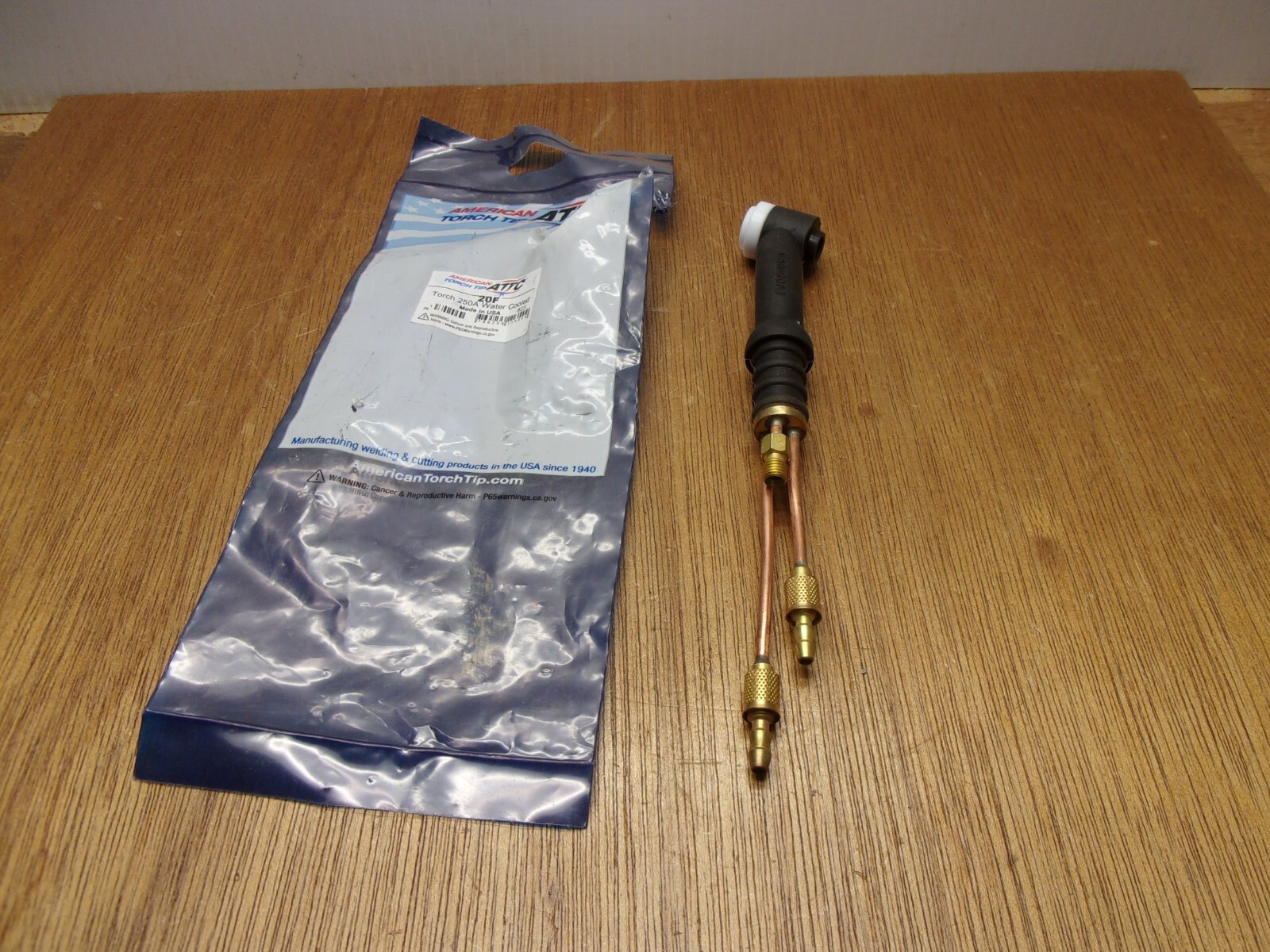 American Torch Tip 20F ATTC 250A Flexible TIG Torch Body Water Cooled 48C028 USA