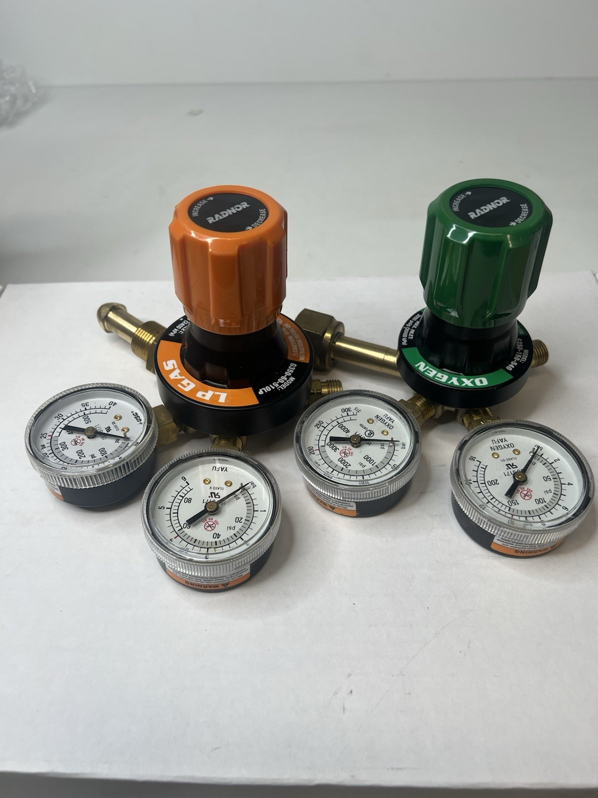 Victor Radnor LP (G350-15-510) & Oxygen (G250-150-540) New w/o Box