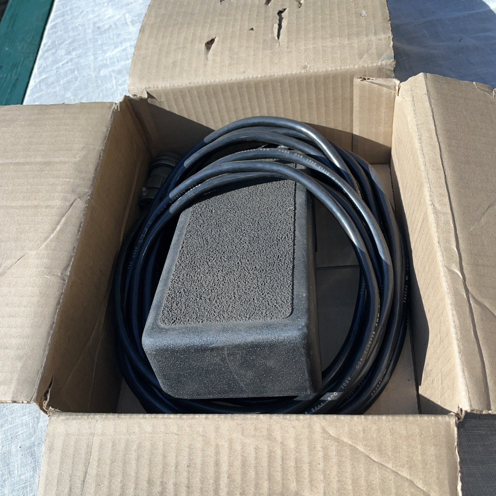 ESAB FC-5B P/N 33646 14-pin TIG Foot Control Pedal w 30 Foot Cable