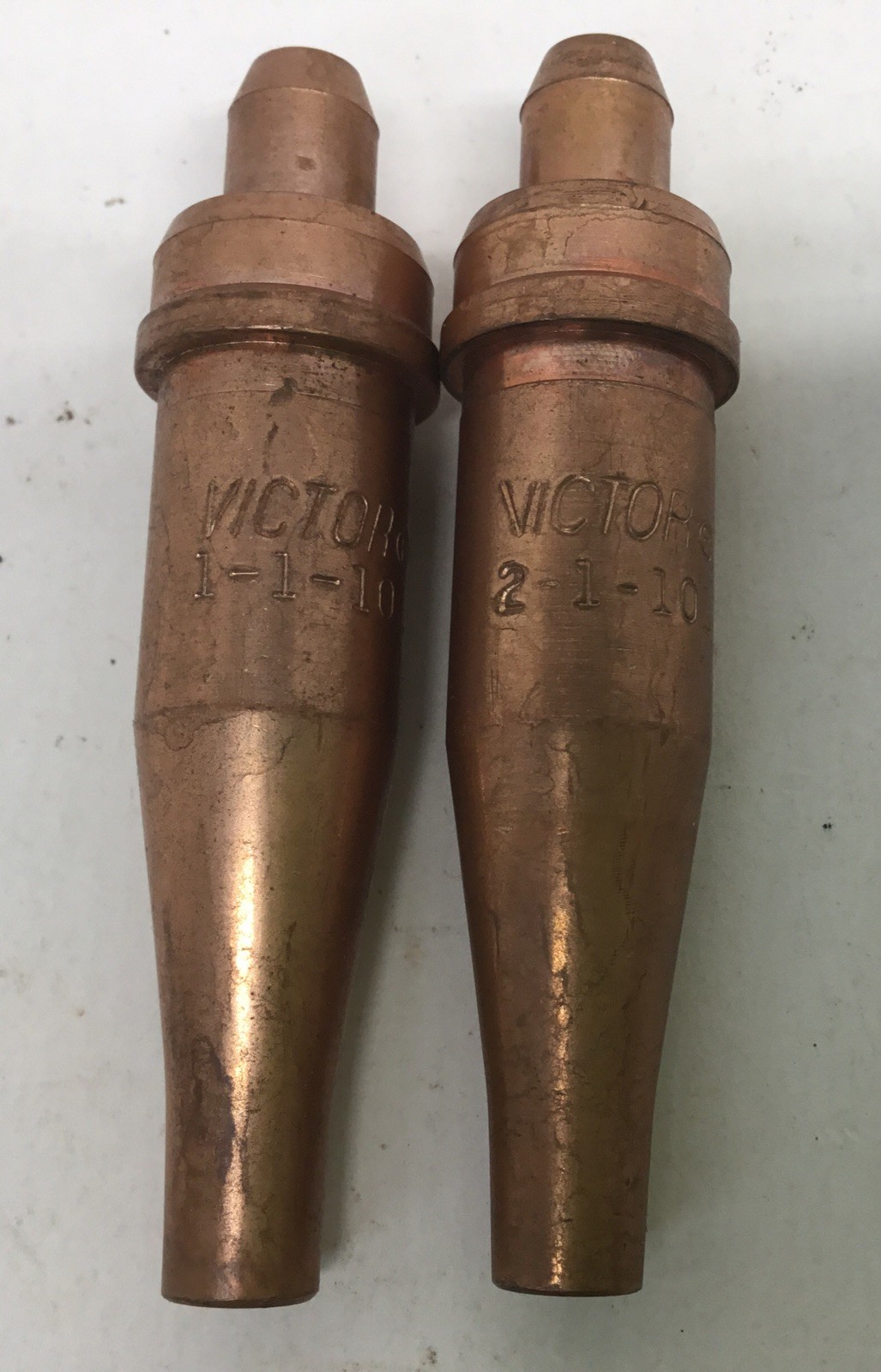 Victor 2-1-101 & Victor 1-1-101acetylene Cutting Torch Tip Lightly Used.………[B23]