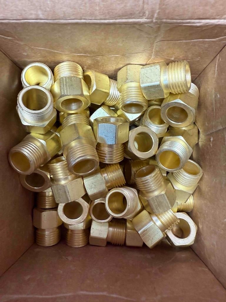 50 Pieces Western Enterprises AW-14A CGA 032 Male Inert Arc Nut B Size RH Brass
