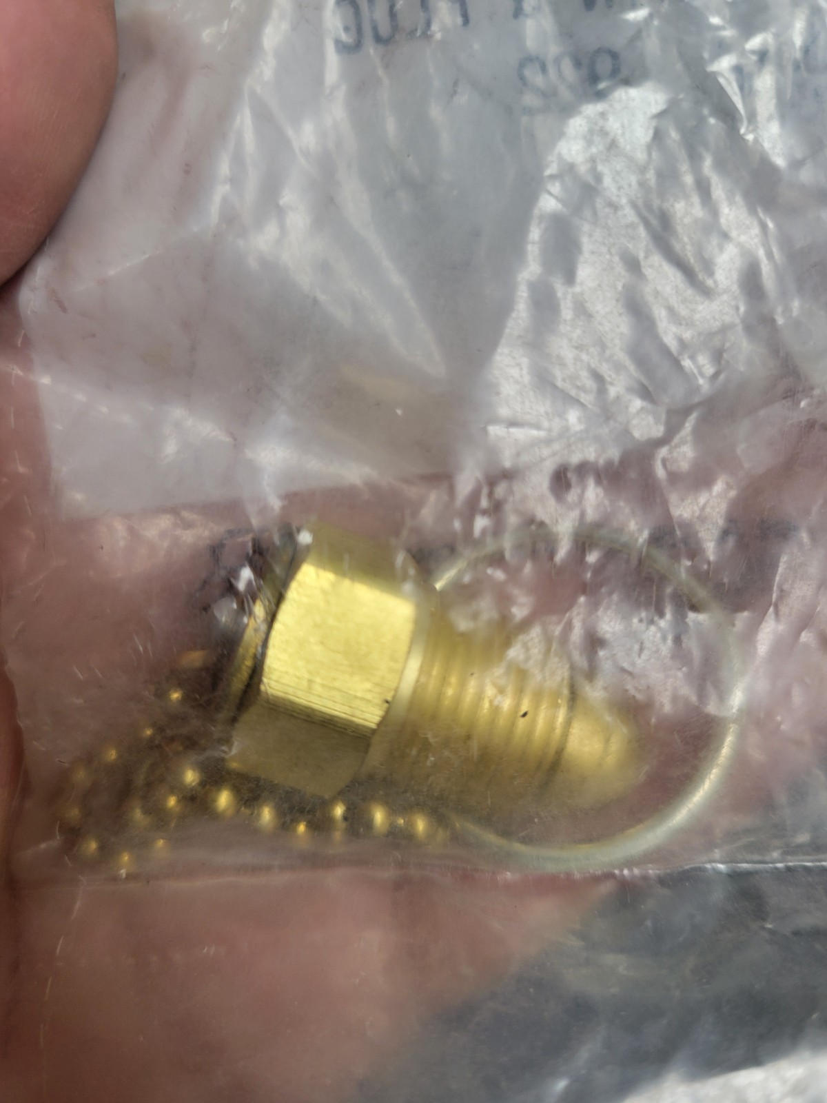 2EA OF WESTERN 922,Chain and Plug Assembly, 2-Pc Nut and Plug, Male, RH, 200 psi