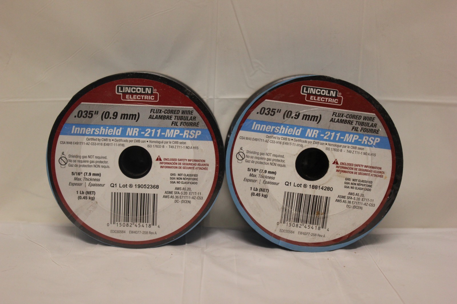 Lot of 2 Lincoln Electric Innershield NR-211-MP-RSP .035″ 1 LB ED030584 J33