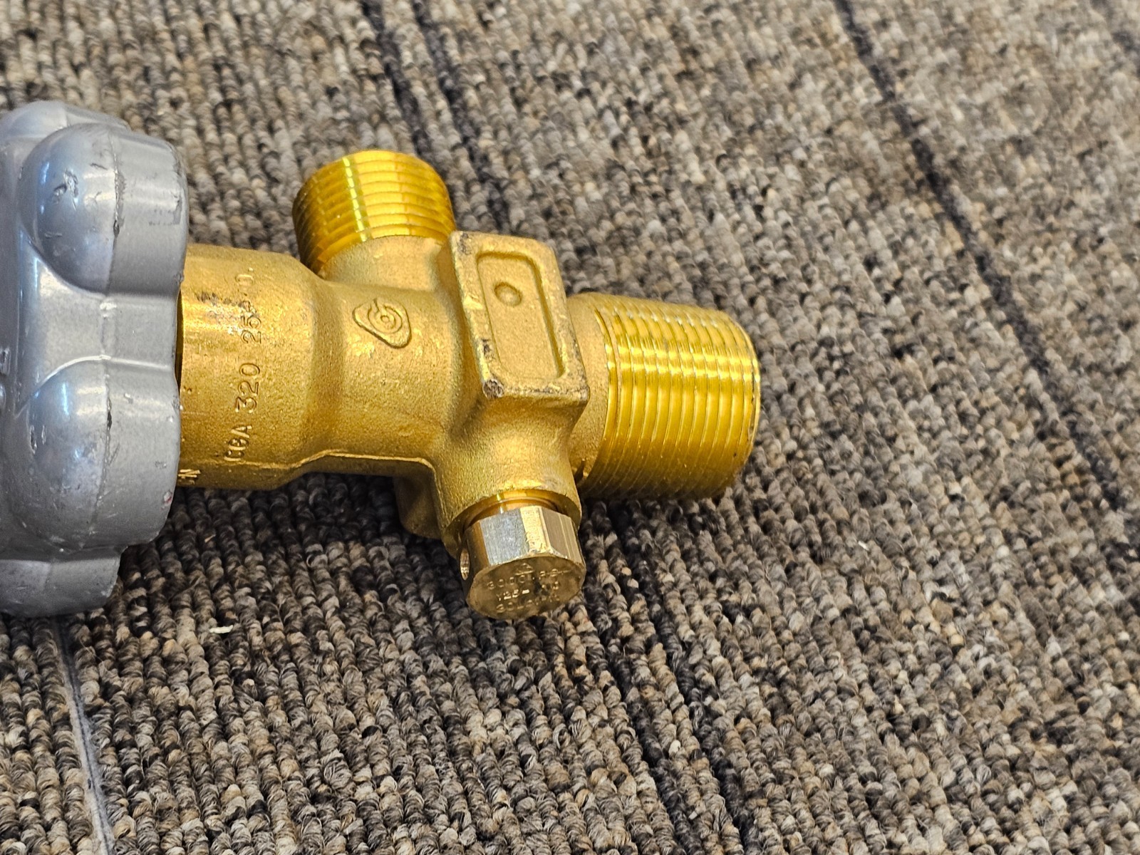 Cylinder Valve 12N CGA320 1165478 Fits Sherwood