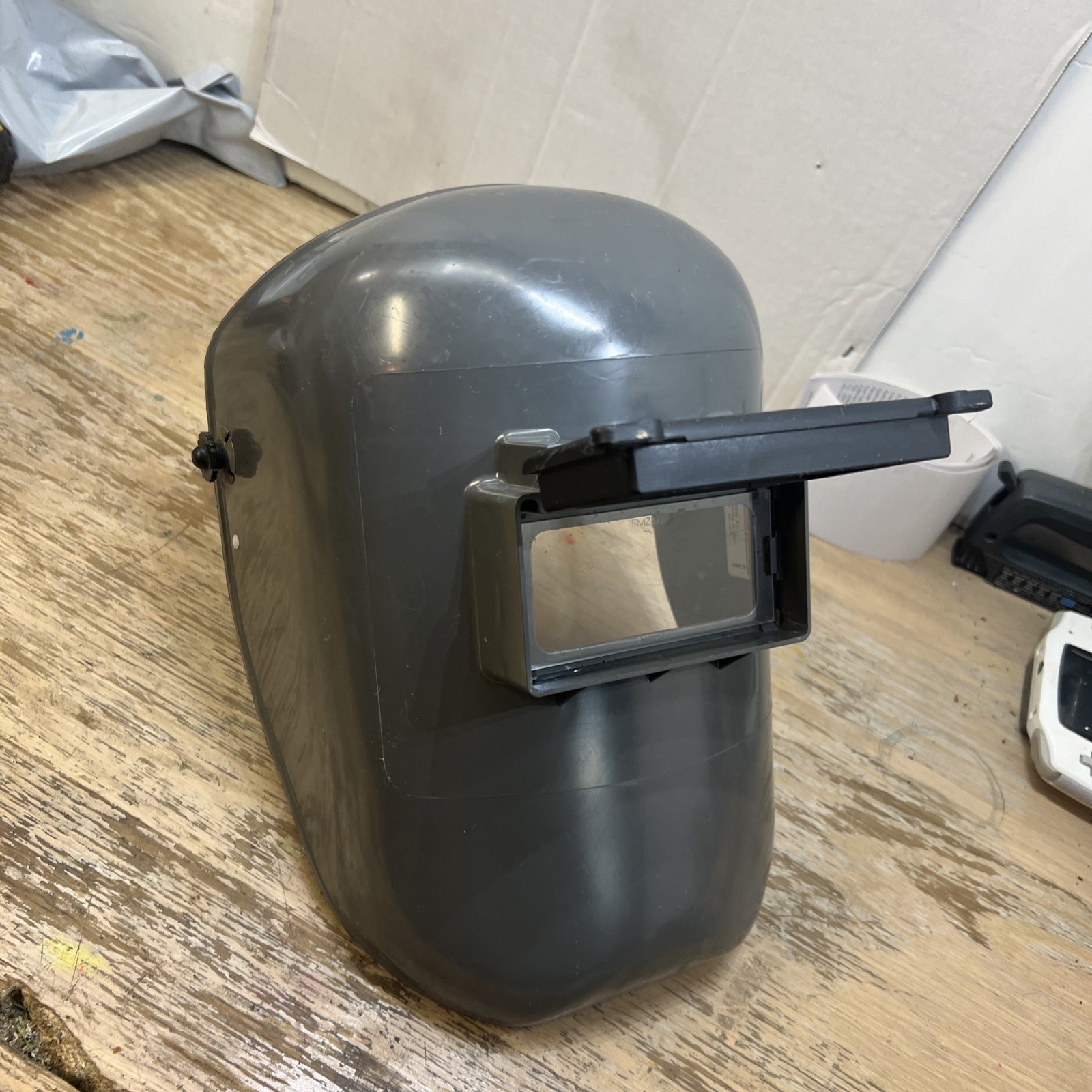 FIBRE-METAL HONEYWELL 906GY EYE & FACE PROTECTION
