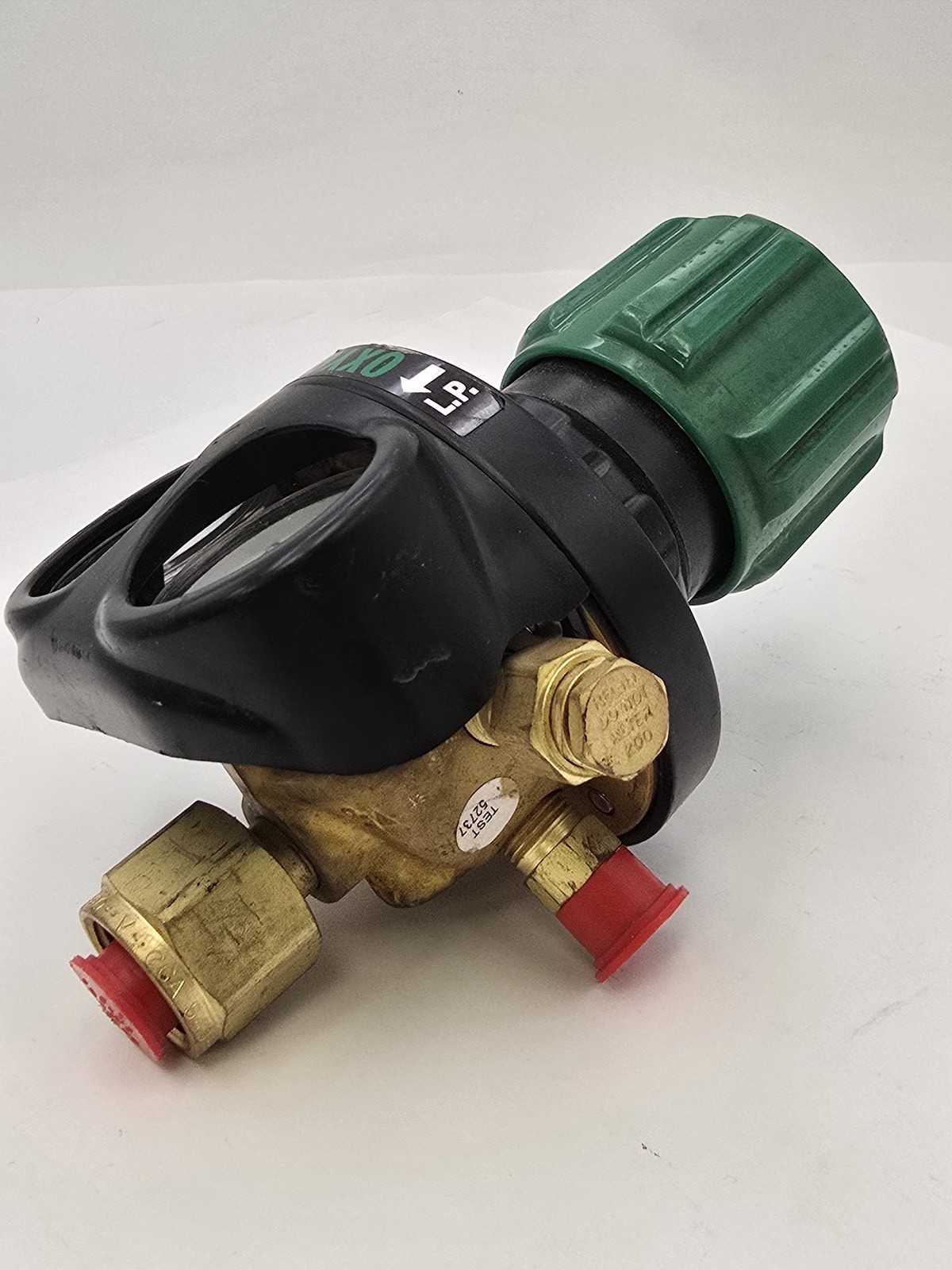 Victor ESS4-125-540 Edge Series Heavy Duty Oxygen Regulator 3000 psig