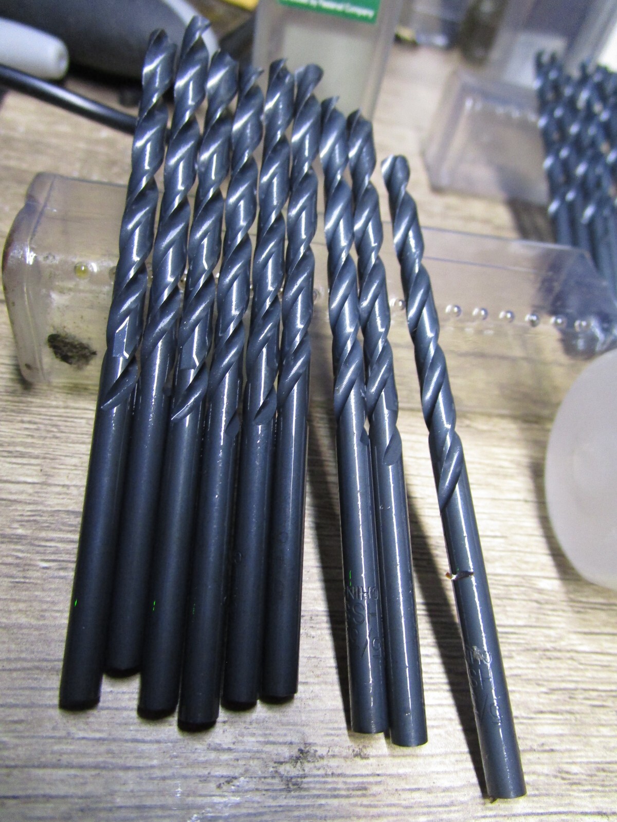 (9) 5/32″ HSS 118° Black Oxide Finish FMT® Jobber Drill Bit