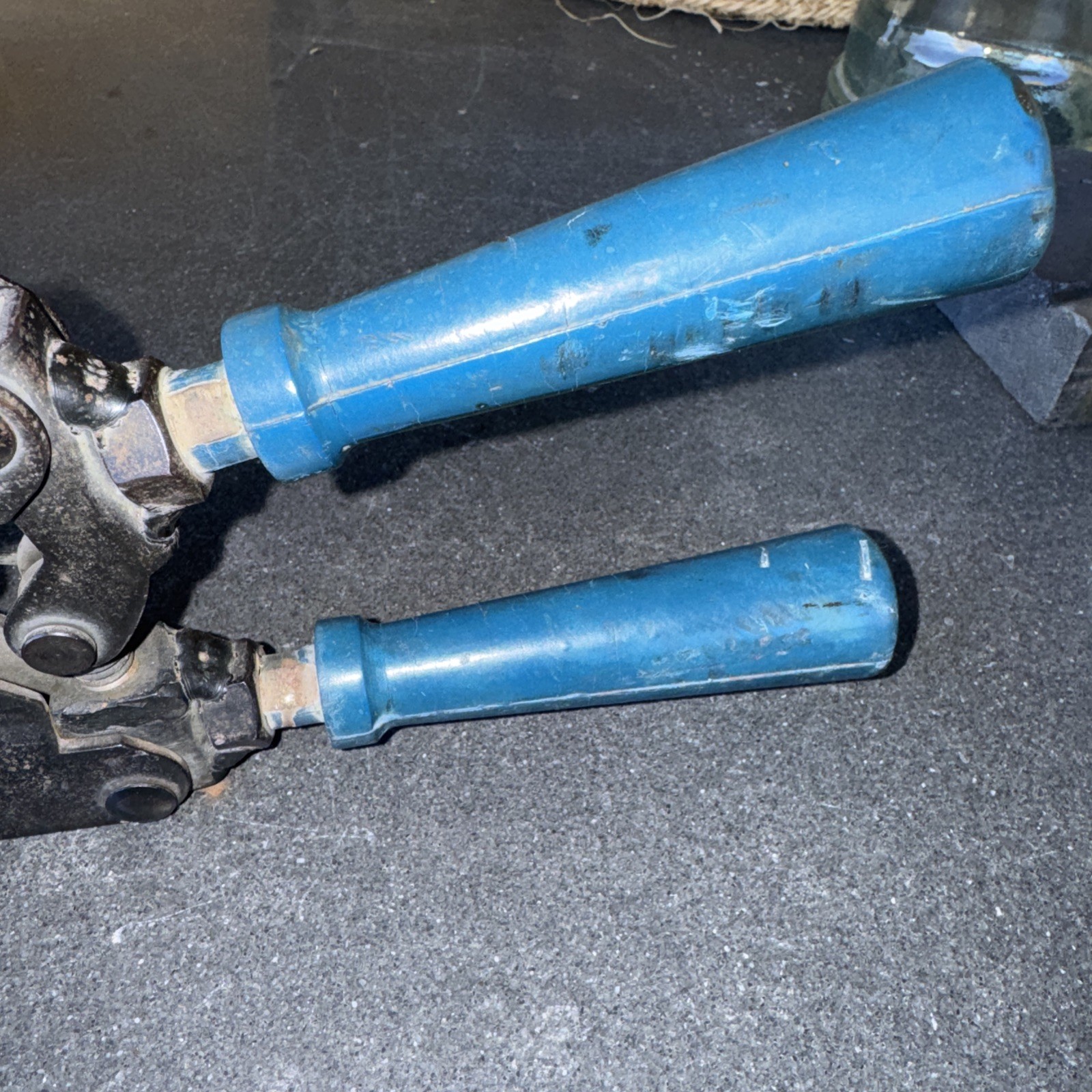 L160 nVent Erico Cadweld Handle Clamp For Exothermic Mold E-Z Change