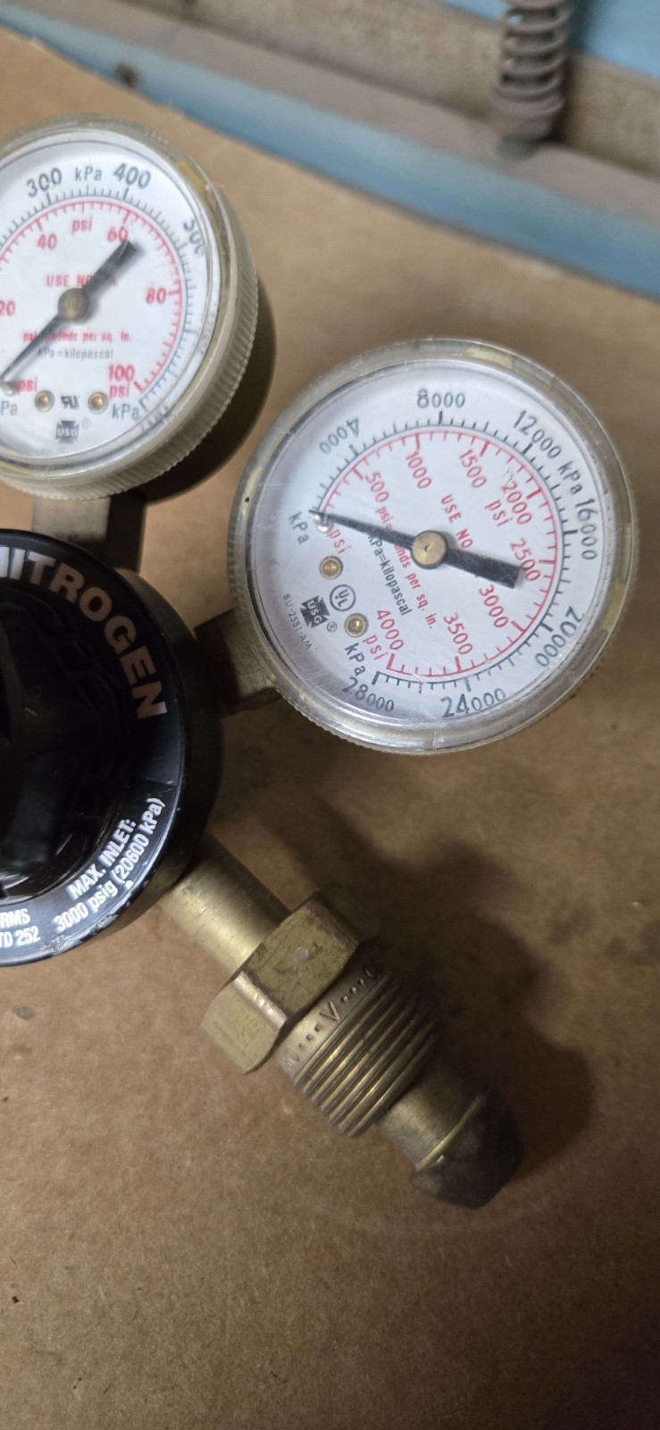Victor Weldmark Model D250-80-580 Nitrogen Regulator