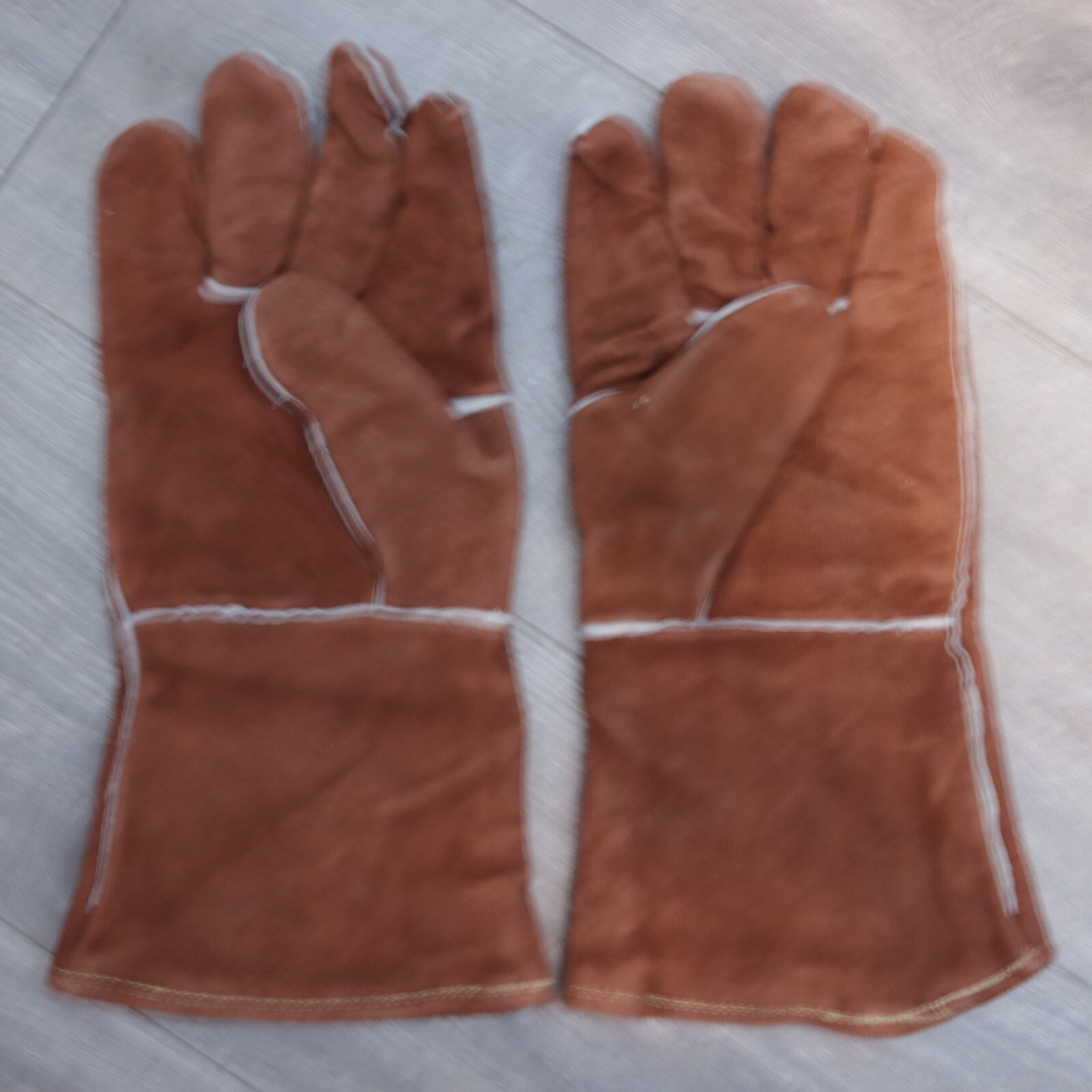 Welding Apron Glove Set Rust Suede Cowhide Pockets Leather Protection Adjust
