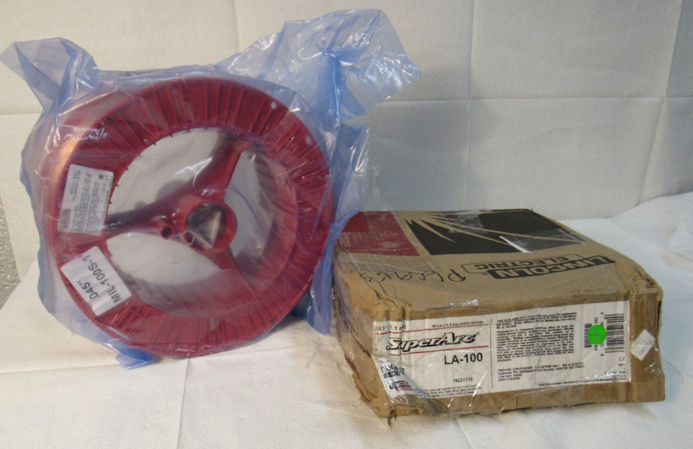 Lincoln Electric SuperArc 30lb Spool MIG Wire LA-100 ED036222 0.045″ 1.1MM