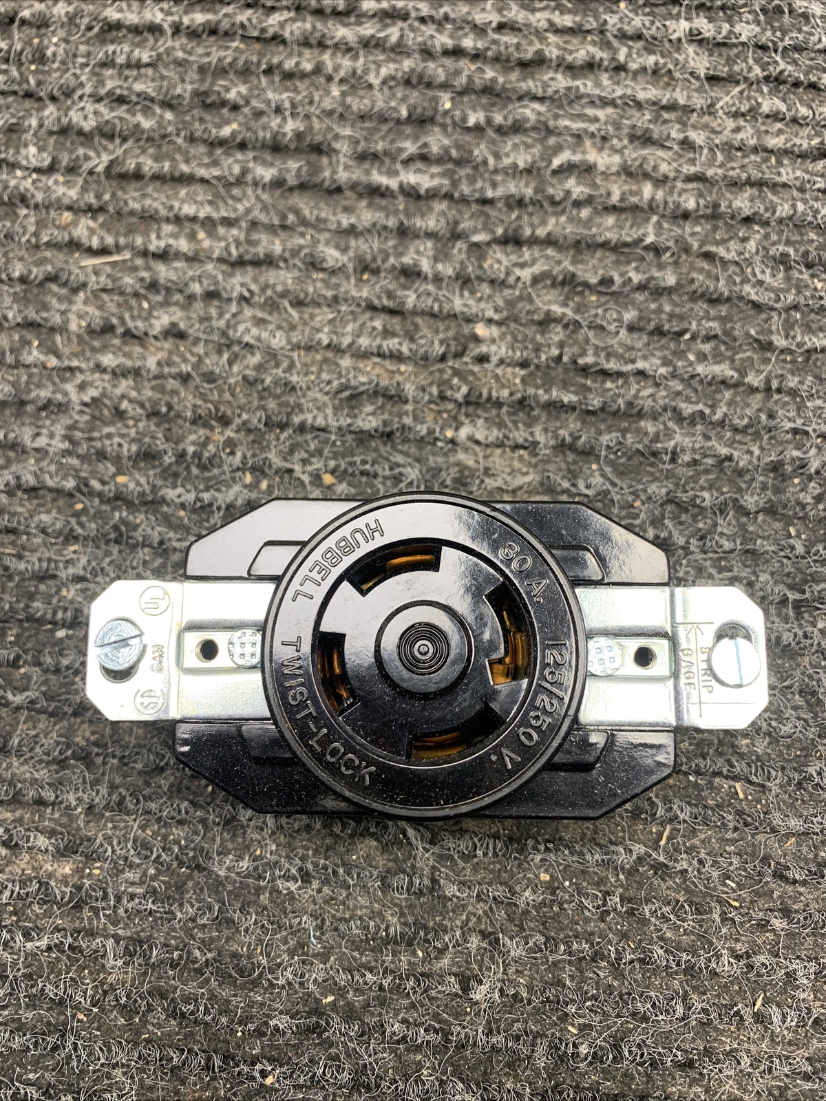 New Hubbell 2710 Twist Lock Receptacle 125/250V