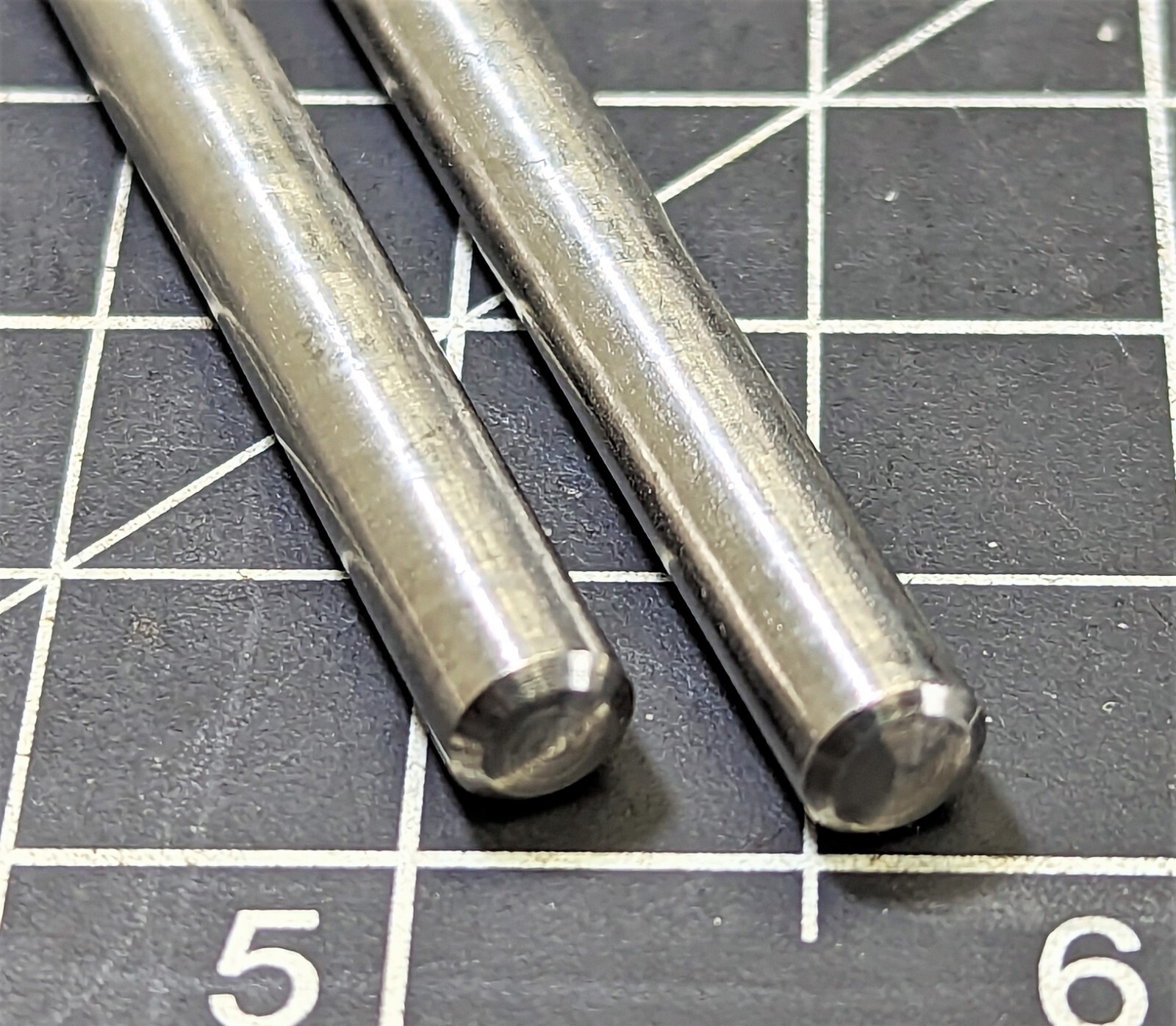 Lot of (2) 0.25”x12 ¾” Stainless Steel Round Bar Stock QQ-S-763, Class 302 [Z3S4