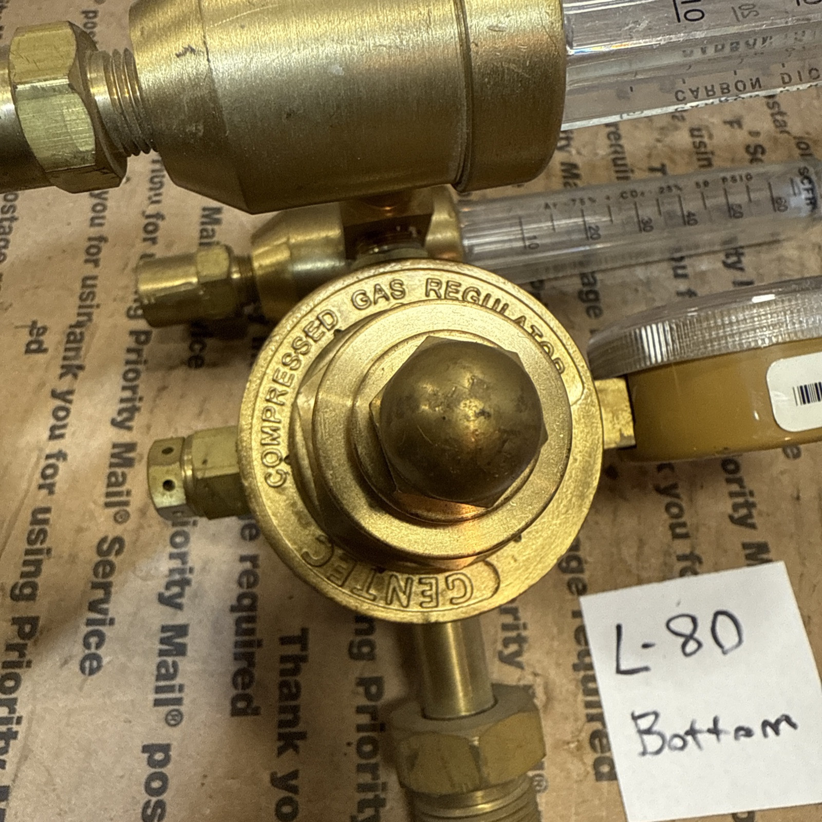 Centec 196AR-60 Compressed Gas Regulator Used Free Shipping Has Engraving