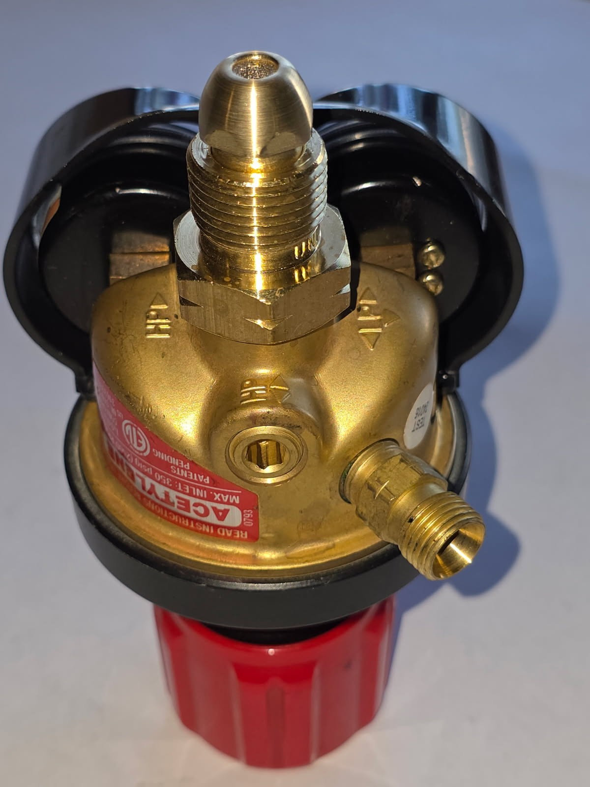 Victor 0781-5105 ESS3-15-510 Acetylene Regulator (Professionally rebuilt)