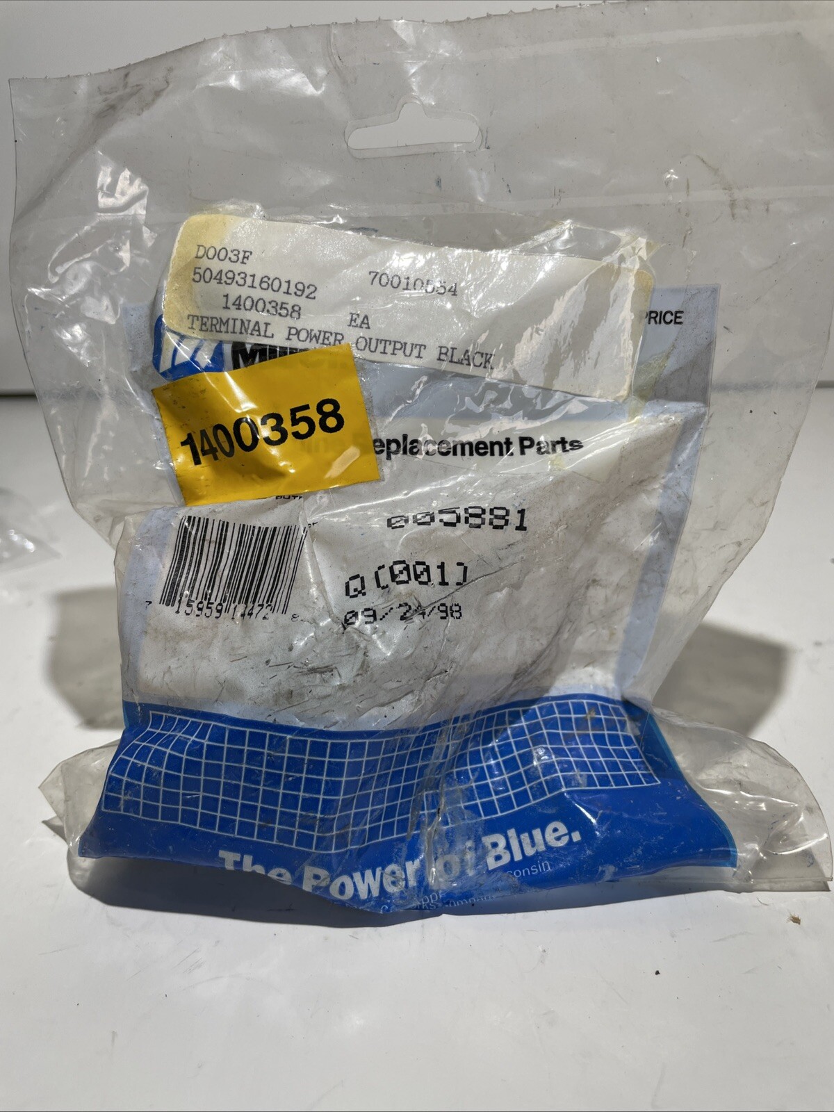 MILLER REPLACEMENT PARTS 005881 Q(001) – TERMINAL POWER OUTPUT BLACK