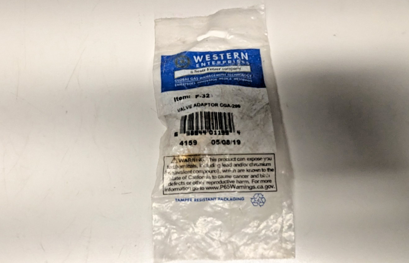 New Western Enterprises F-32 Brass SAE Flare Adapter CGA-295 to 3/8″ NPT(M)
