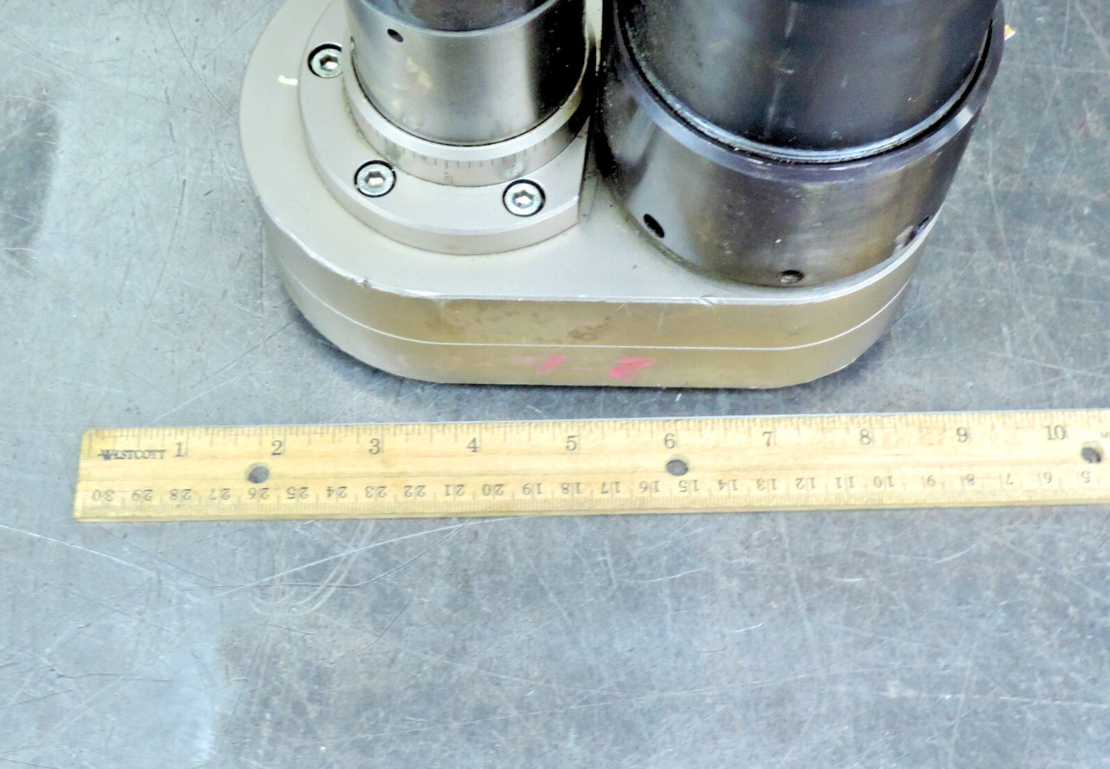 Emhart Tucker GmbH SRT 50S.00.33-4800 T210 035 w/ Motor BSM28150C-R2.4 9075864
