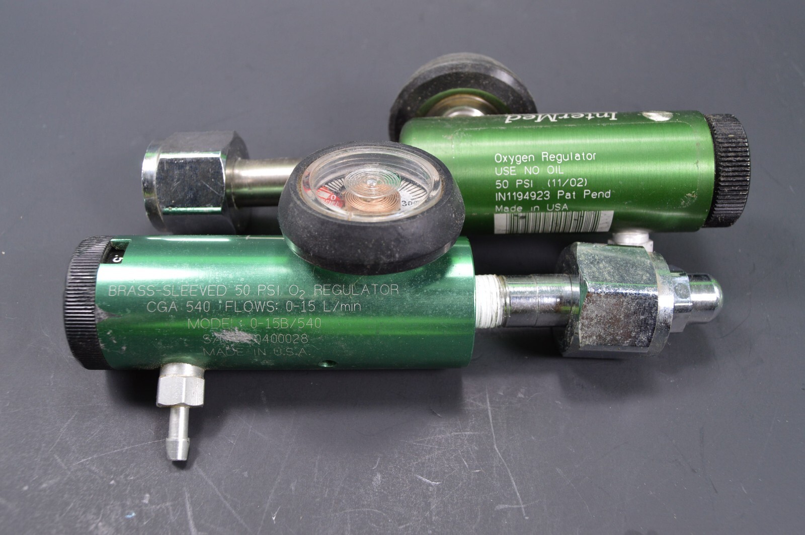 Intermed Oxygen Gas O2 Regulator Gauge 0-15B/540,Made in USA