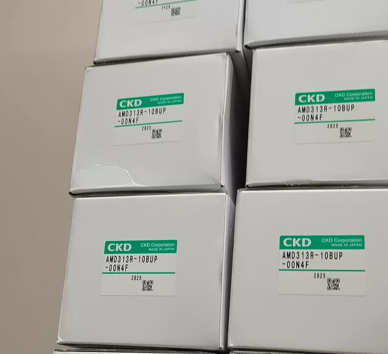 1pcs CKD AMD313R-10BUP-00N4F Pneumatic Valve