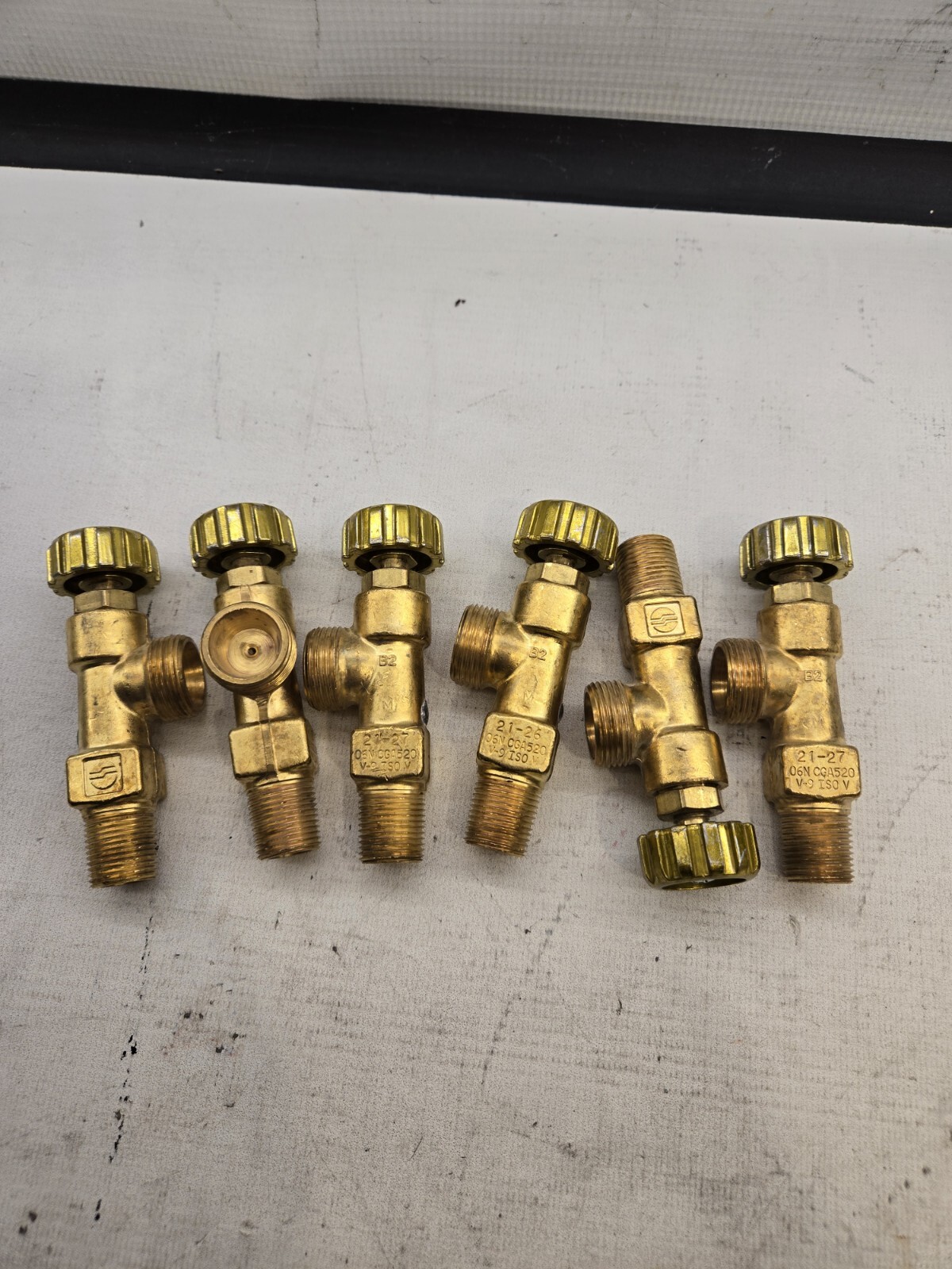 CGA 520 ACETYLENE VALVE 3/8″-18 NGT HANDWHEEL OPERATED, SHERWOOD, Lot Of 6