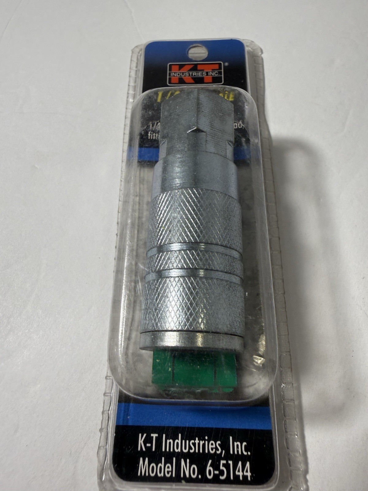 K-T Industries 1/4” Female Coupler 6-5144(SHIPSN24HRS)