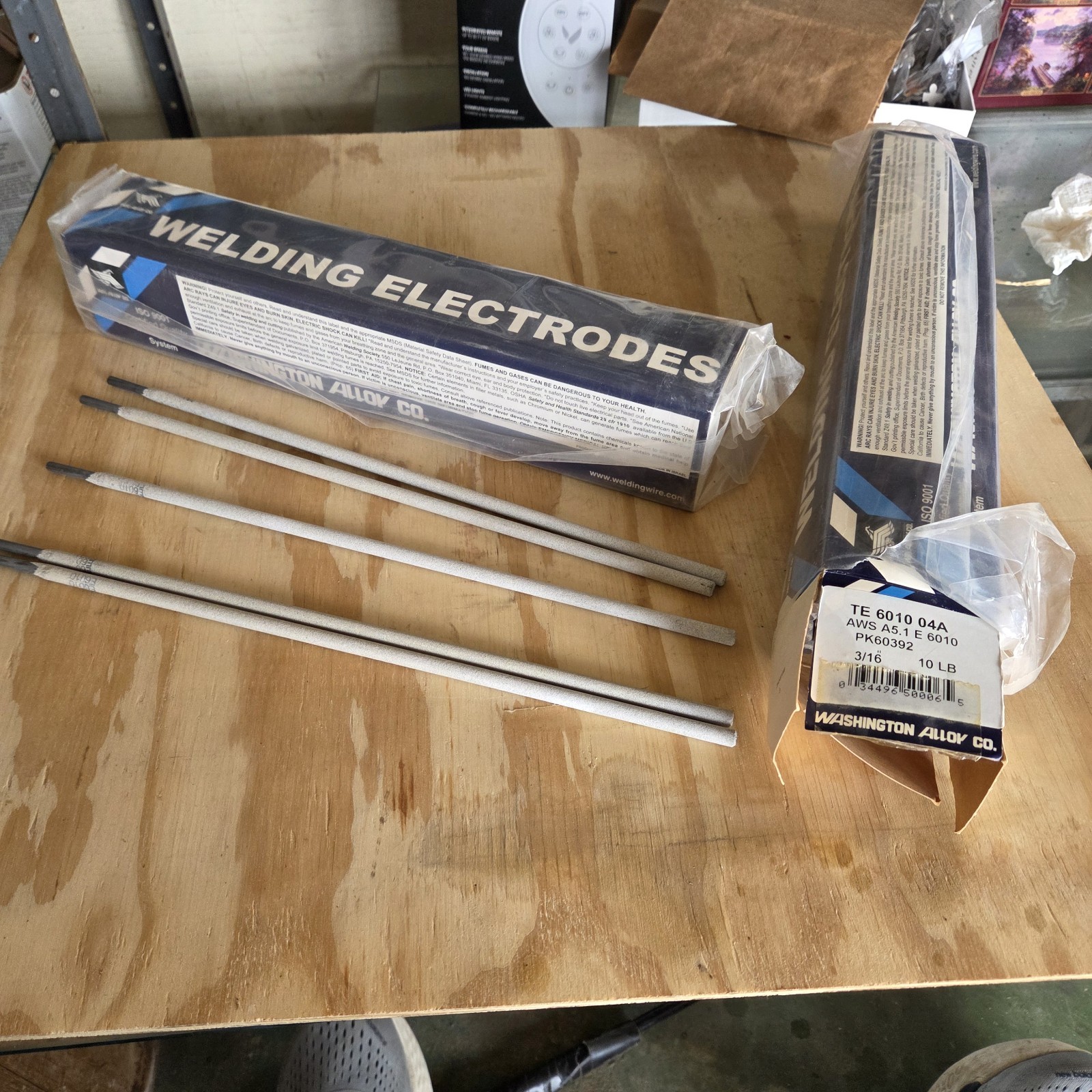 Washington Alloy Co. TE 6010 04A E6010 Arc Welding Rods 3/16in x 14in 10 lb