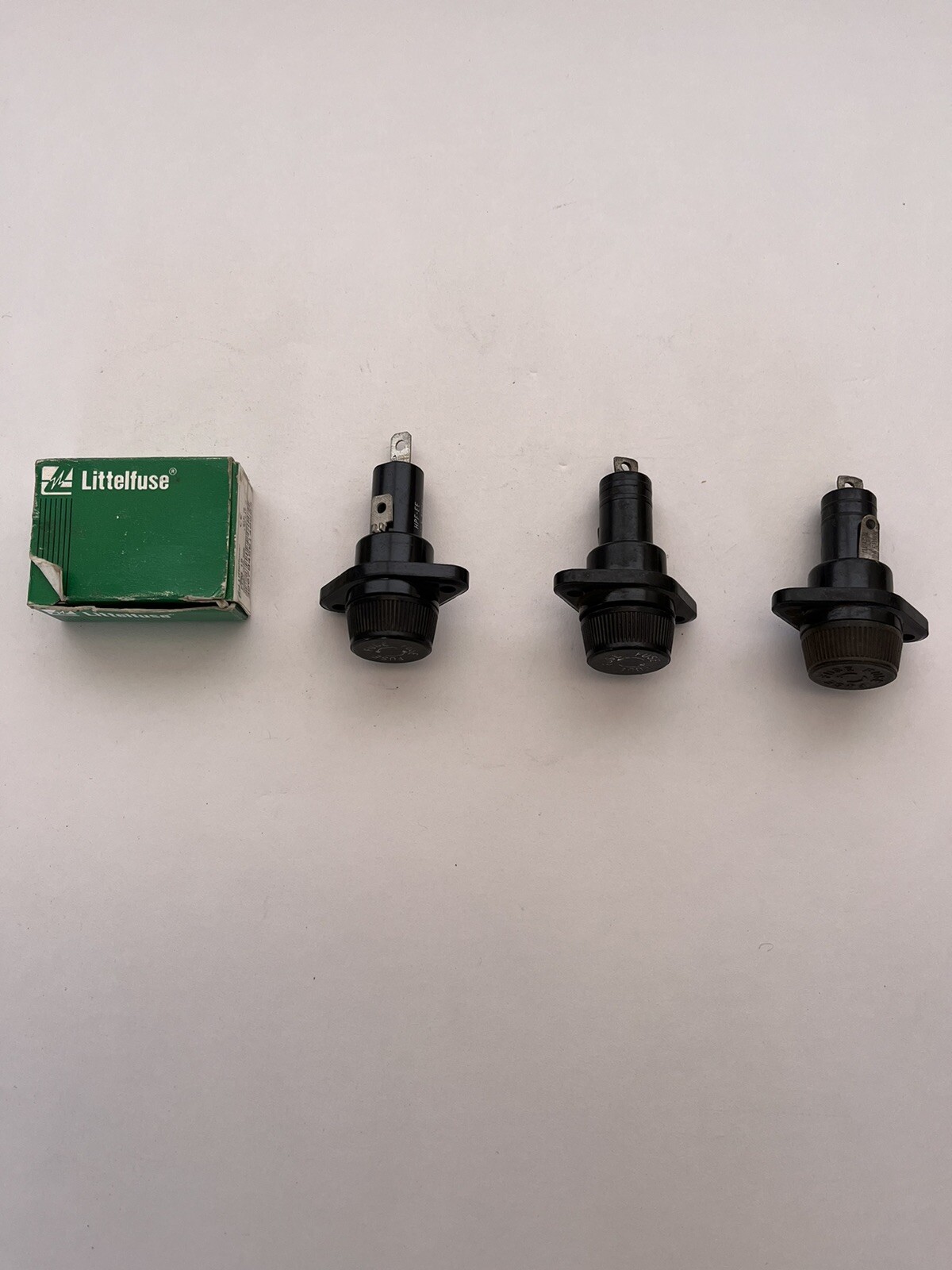 Lincoln Fuse Holder T12386-3 AFTERMARKET, Not OEM