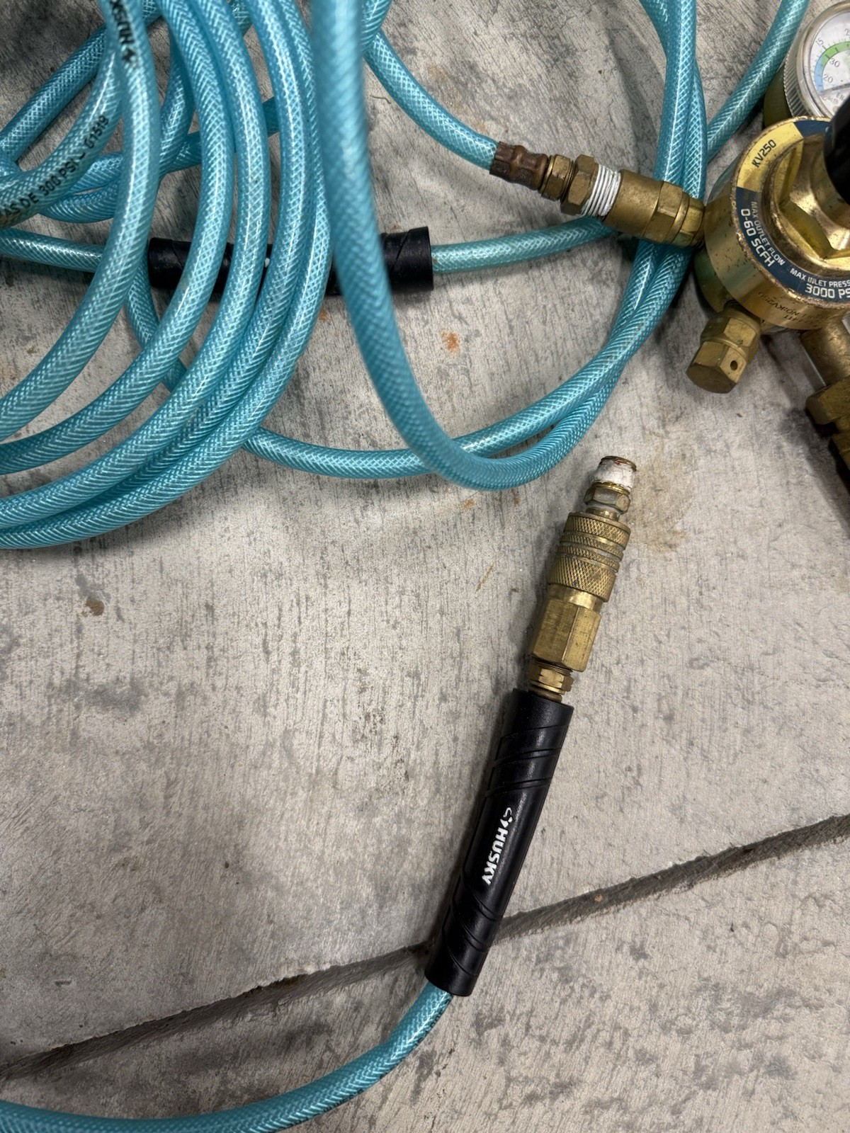 OLSEN CO2/Argon Flow Gauge Regulator With Husky Hose KV250