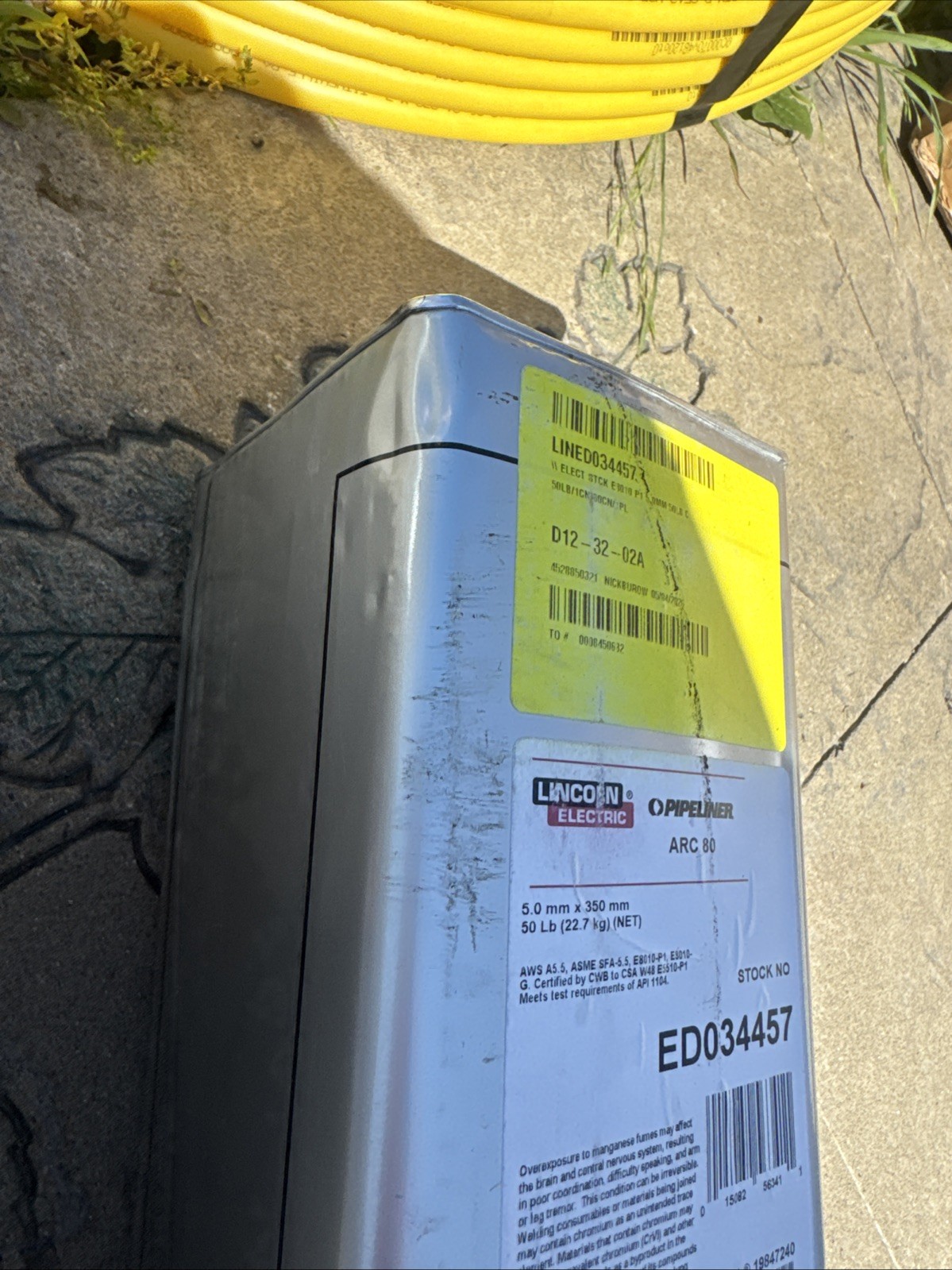 Lincoln Electric ED034457 Pipeliner® Arc 80, 5.0 x 350 mm 50 lb DENTED SEE PICS