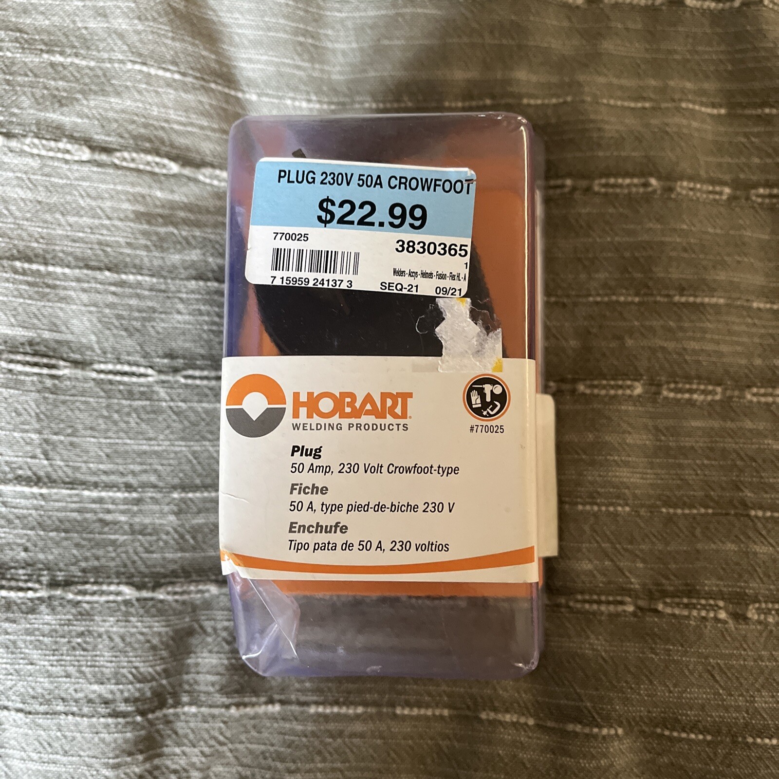 HOBART Welding Products-770025 Crowfoot-type Plug 50A, 230 V