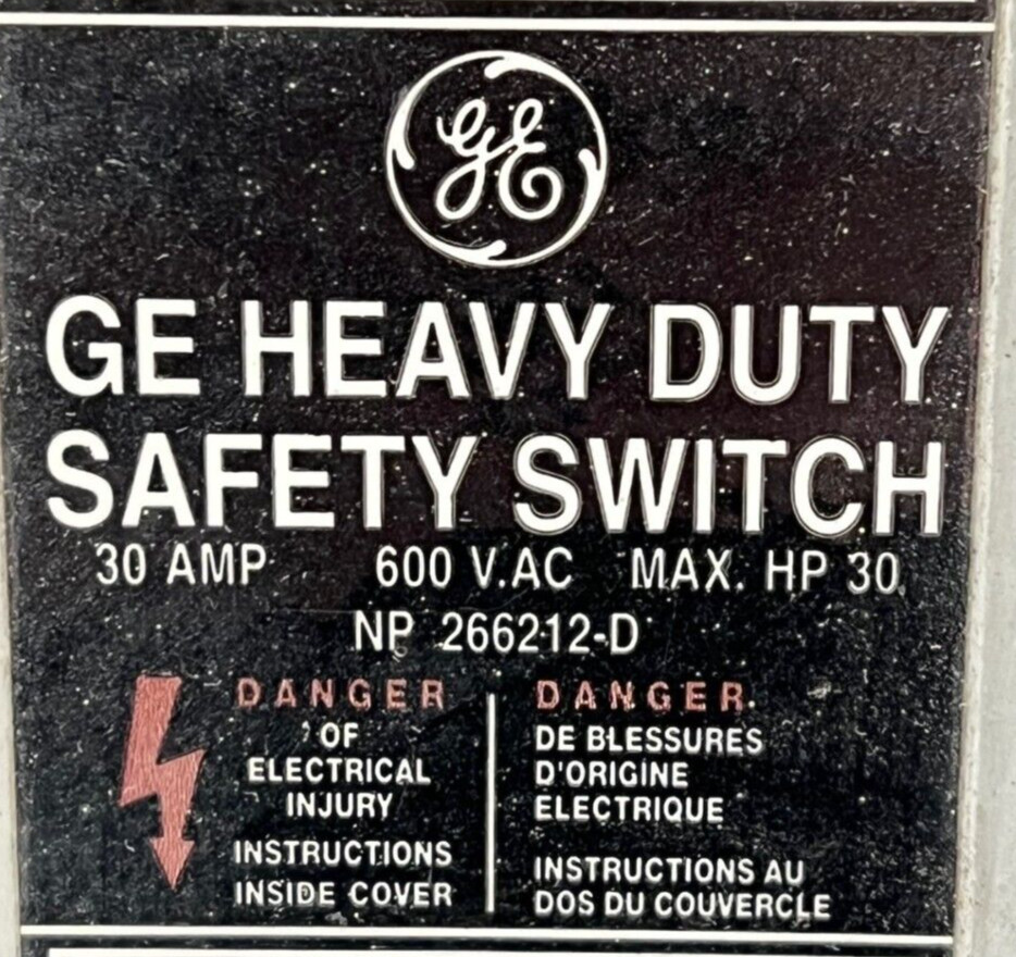 GENERAL ELECTRIC 266212-D SAFETY SWITCH HEAVY DUTY 30 HP 30AMPS