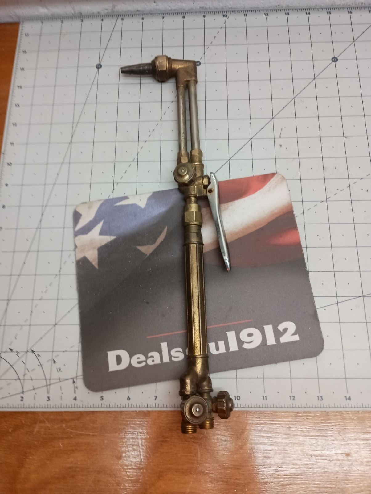 Unknown Victor Style Torch, no markings?