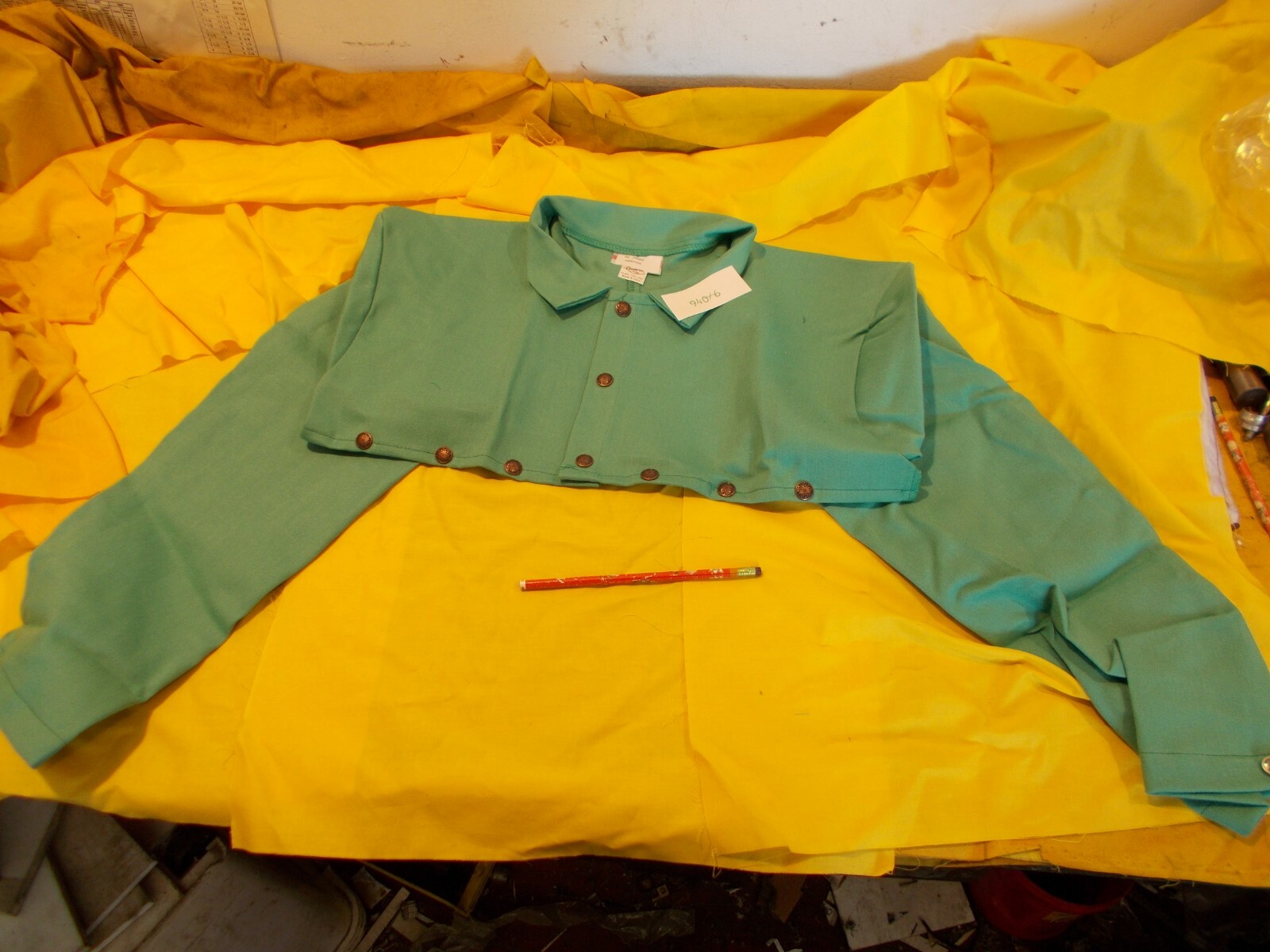 GUARD USA FLAME RESISTANT WELDING CAPE blacksmith forge sleeves MED FS-200BS