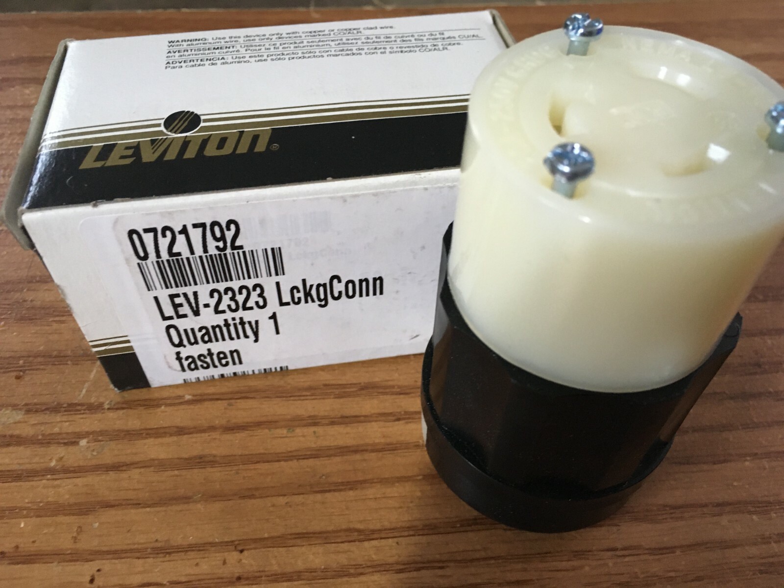 20A 250V 2P 3W L6-20 Black / White Locking Connector