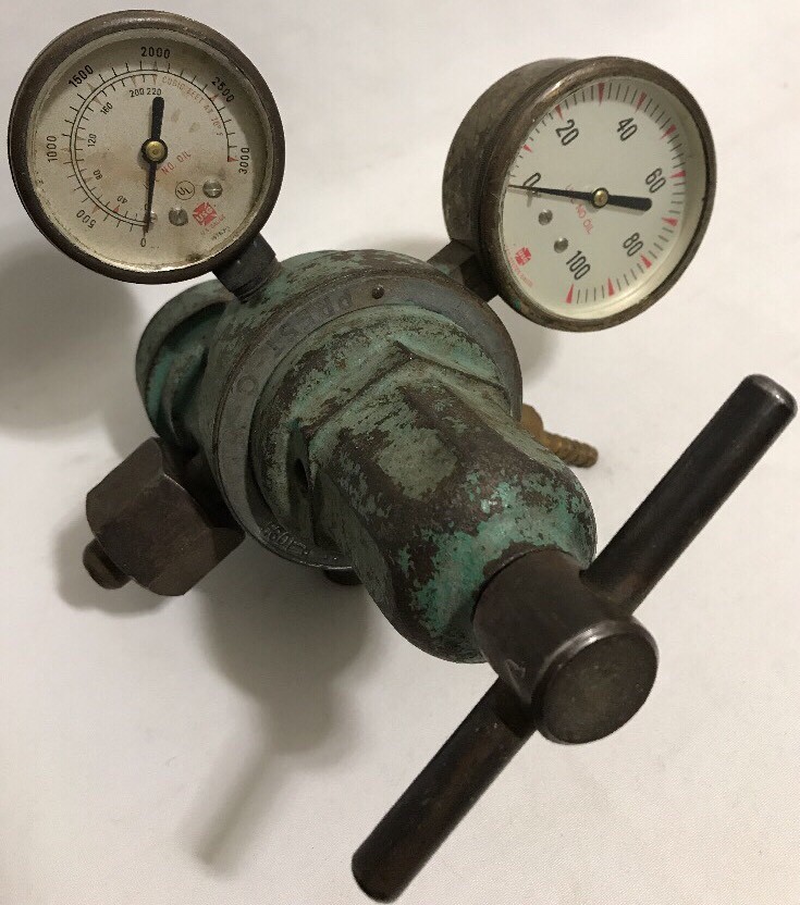 UC & C R-109 Brass Presto-O-Weld Heavy Duty 2 US Gauge Nitrogen Regulator Valve