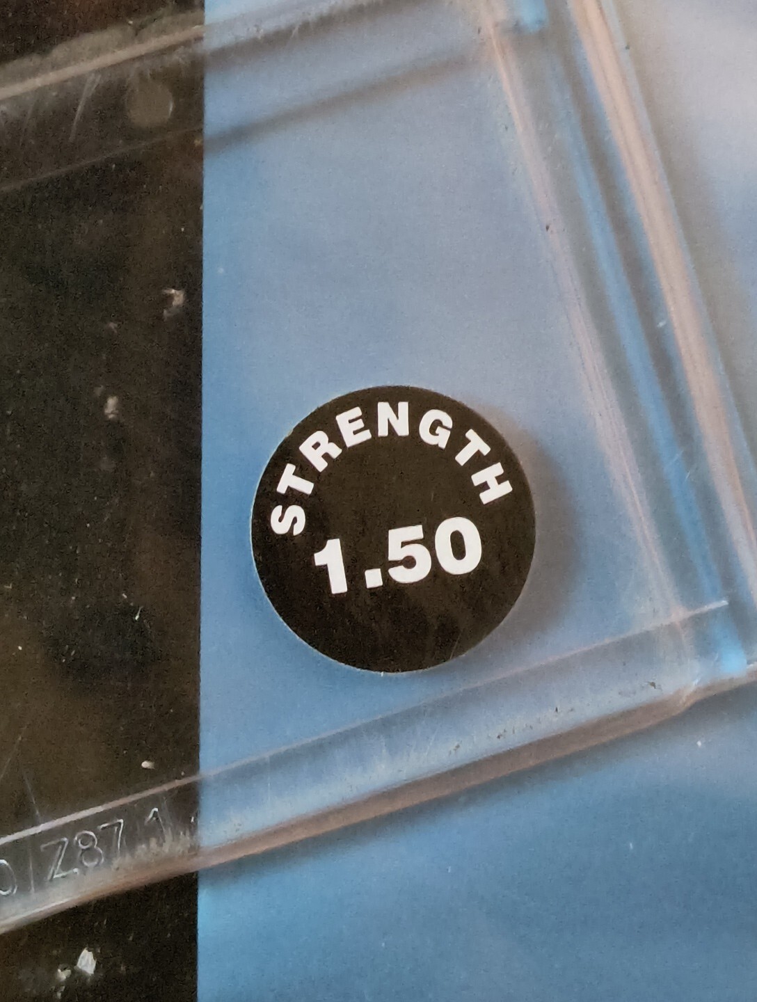 ArcOne Welders Magnifying Lens With Universal Adapter +1.50