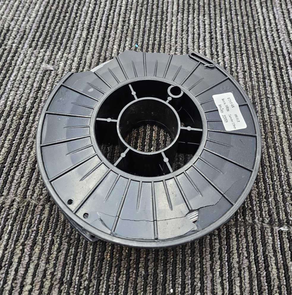 Flux Cored Wire E71T-GS 0.9mm Standard AWS A5.20 Spool Welding Silver