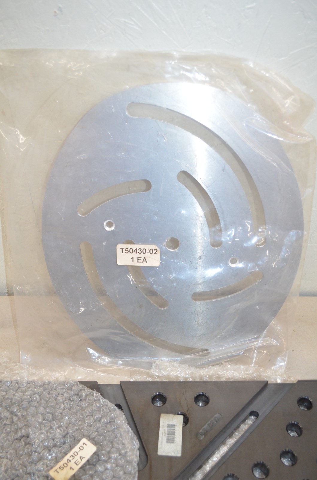 Strong Hand Tools BuildPro Universal Flange Clamping Plate T50430 Kit Unit 1