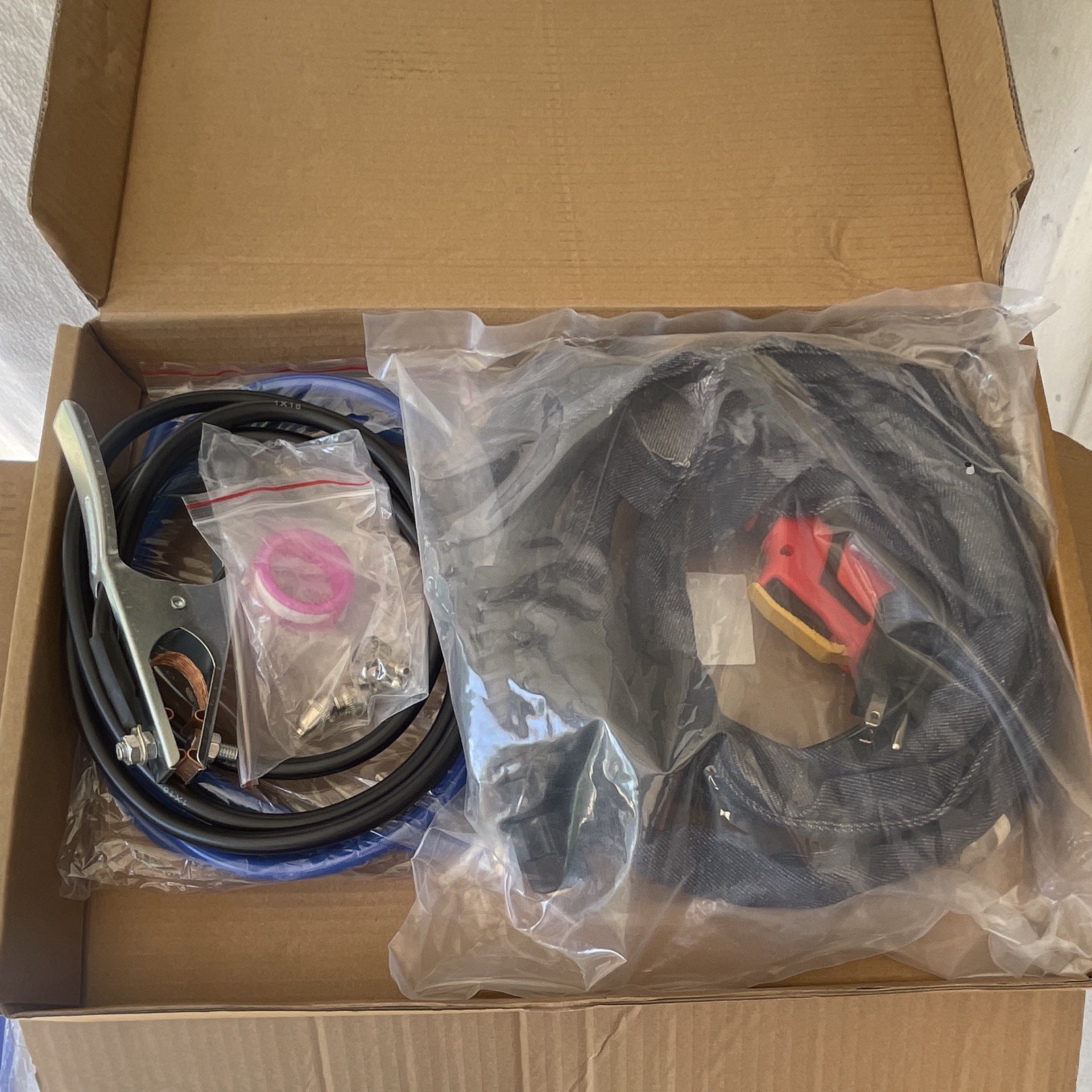 ANDELI CUT-50DS Inverter Plasma Cutter 55A w/ Torch, Clamp, Gas Hose, Box