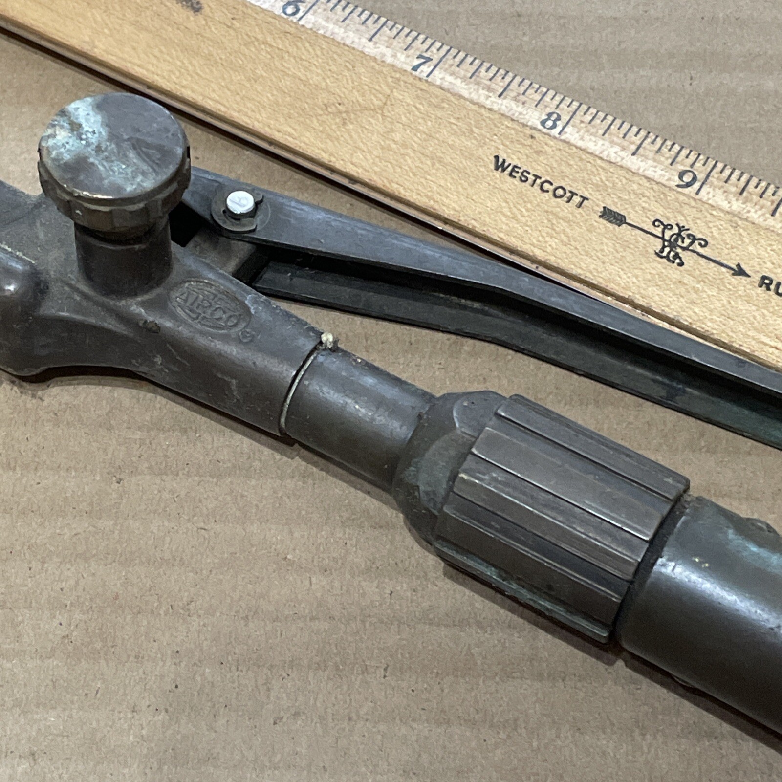 Vintage Airco 3890 Cutting / Welding Torch Vintage Brass 19” Long Made In USA !